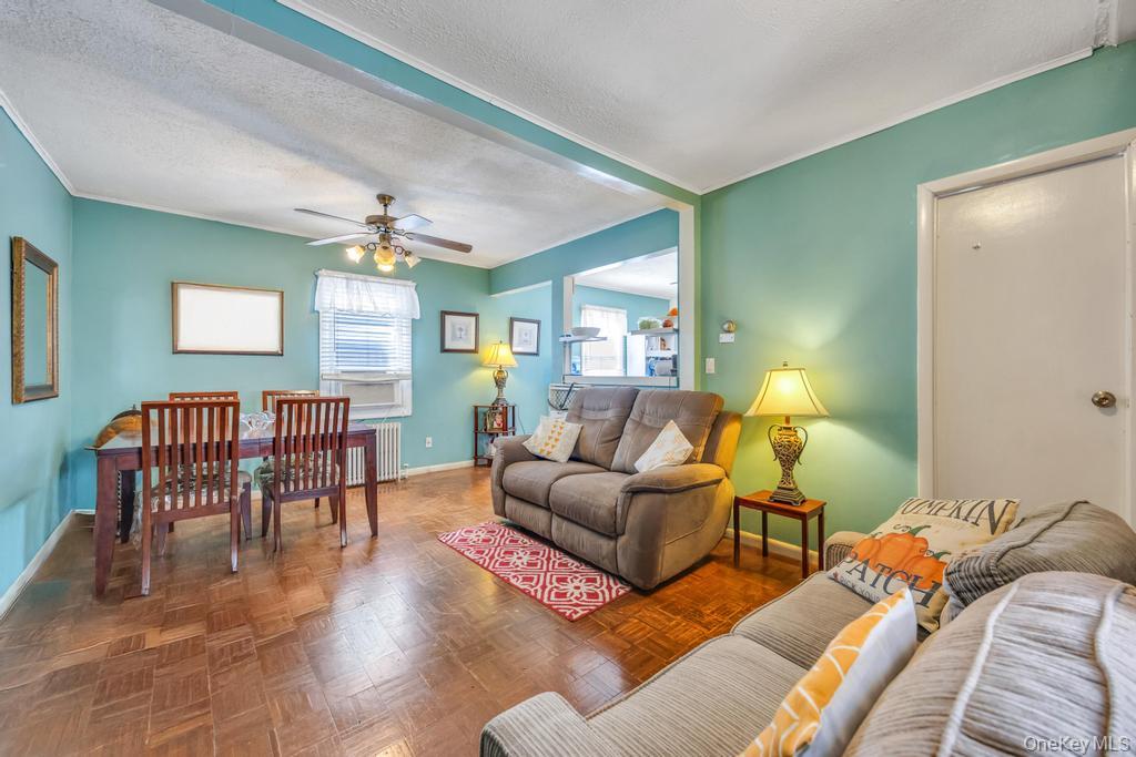 #11 photo, 5 Park Place, Valley Stream , NY 11580