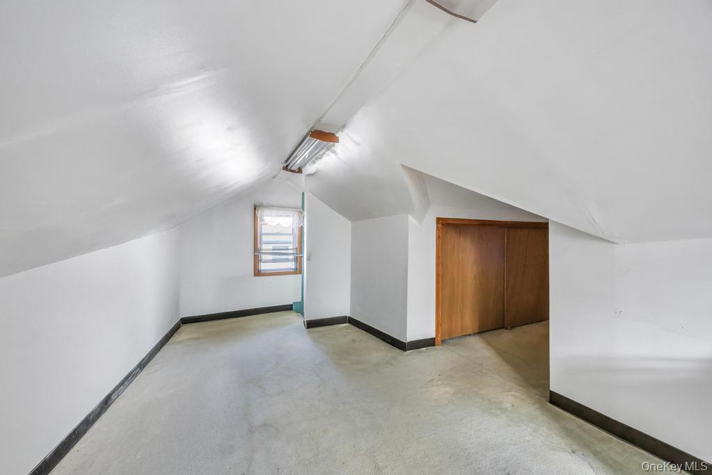 #18 photo, 5 Park Place, Valley Stream , NY 11580