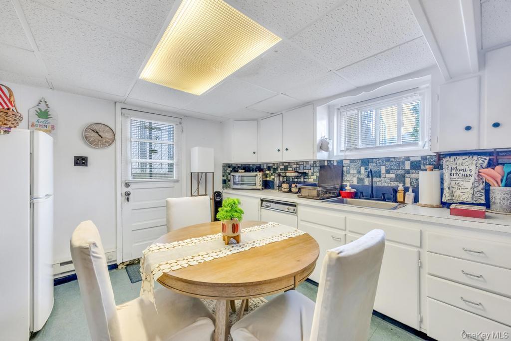 #8 photo, 5 Park Place, Valley Stream , NY 11580