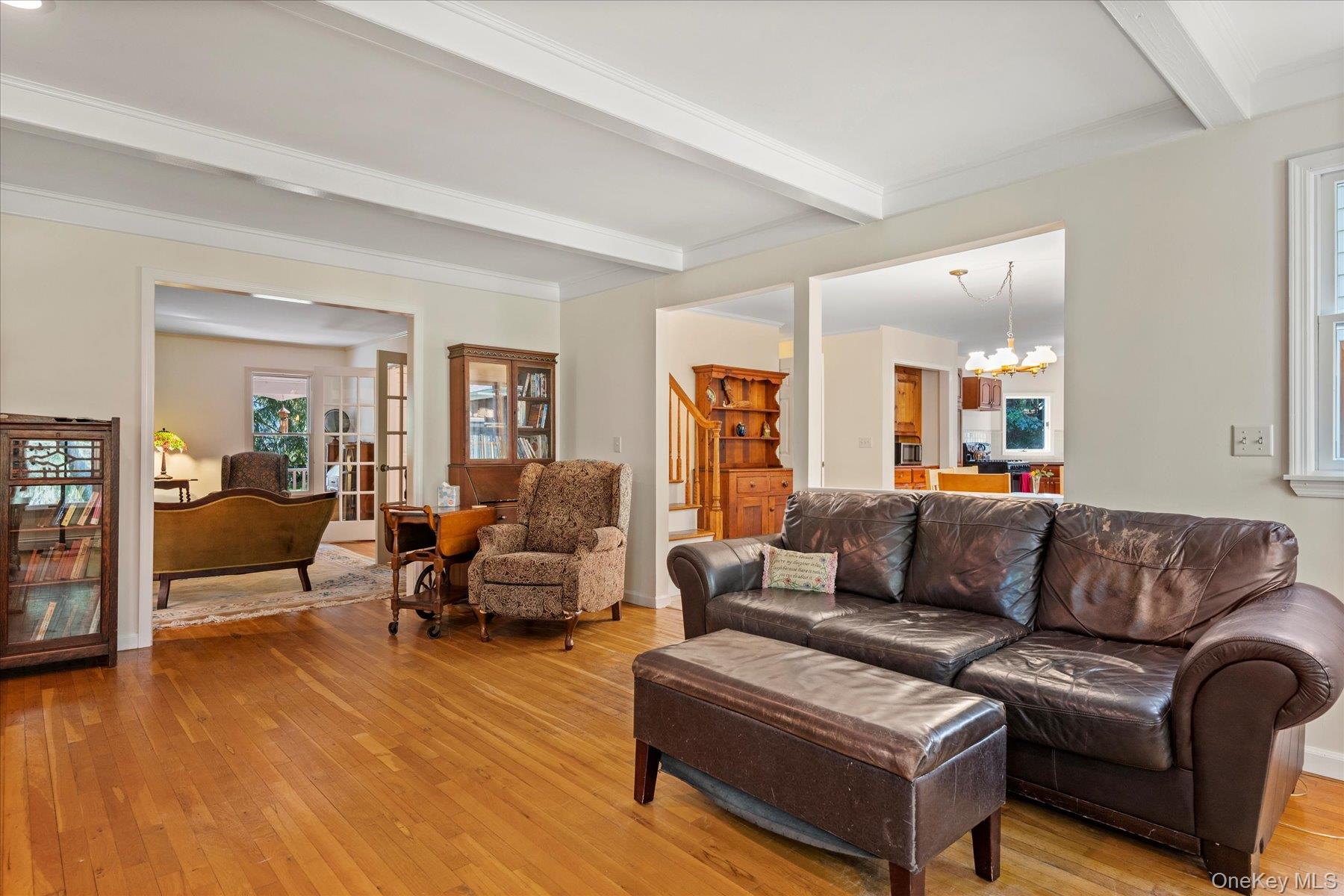 #19 photo, 136 Private Road, Shoreham , NY 11786