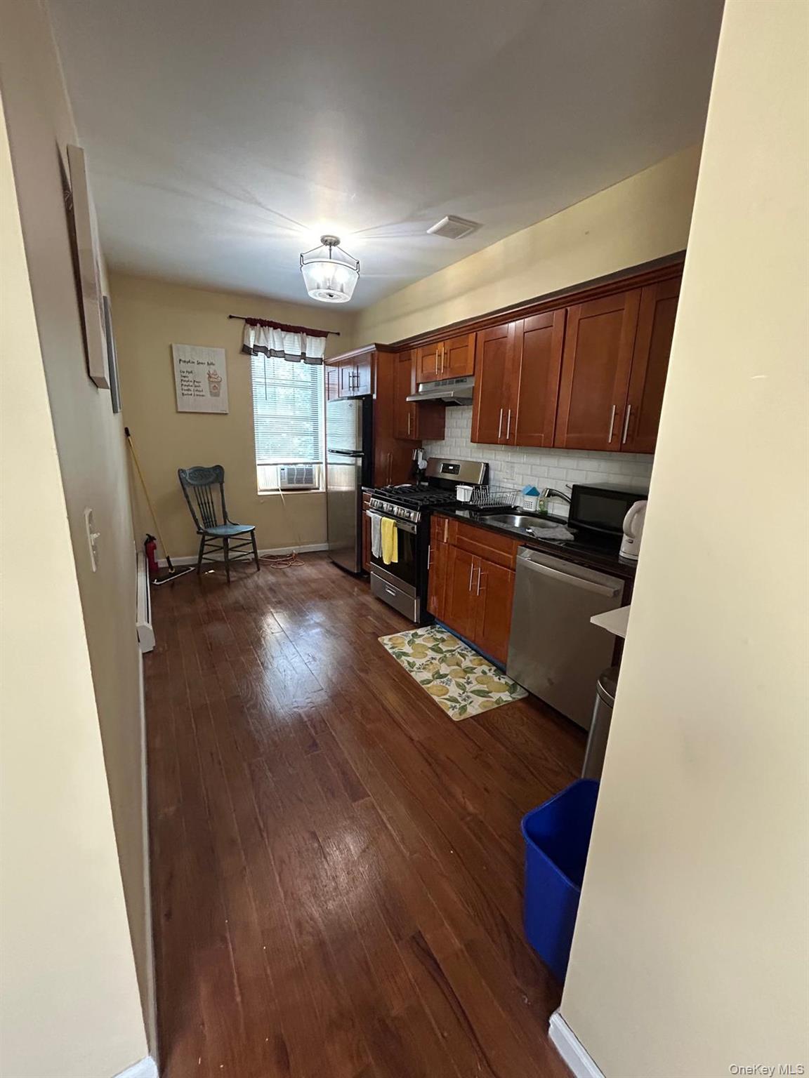 #5 photo, 611 Linwood Street, Brooklyn , NY 11208