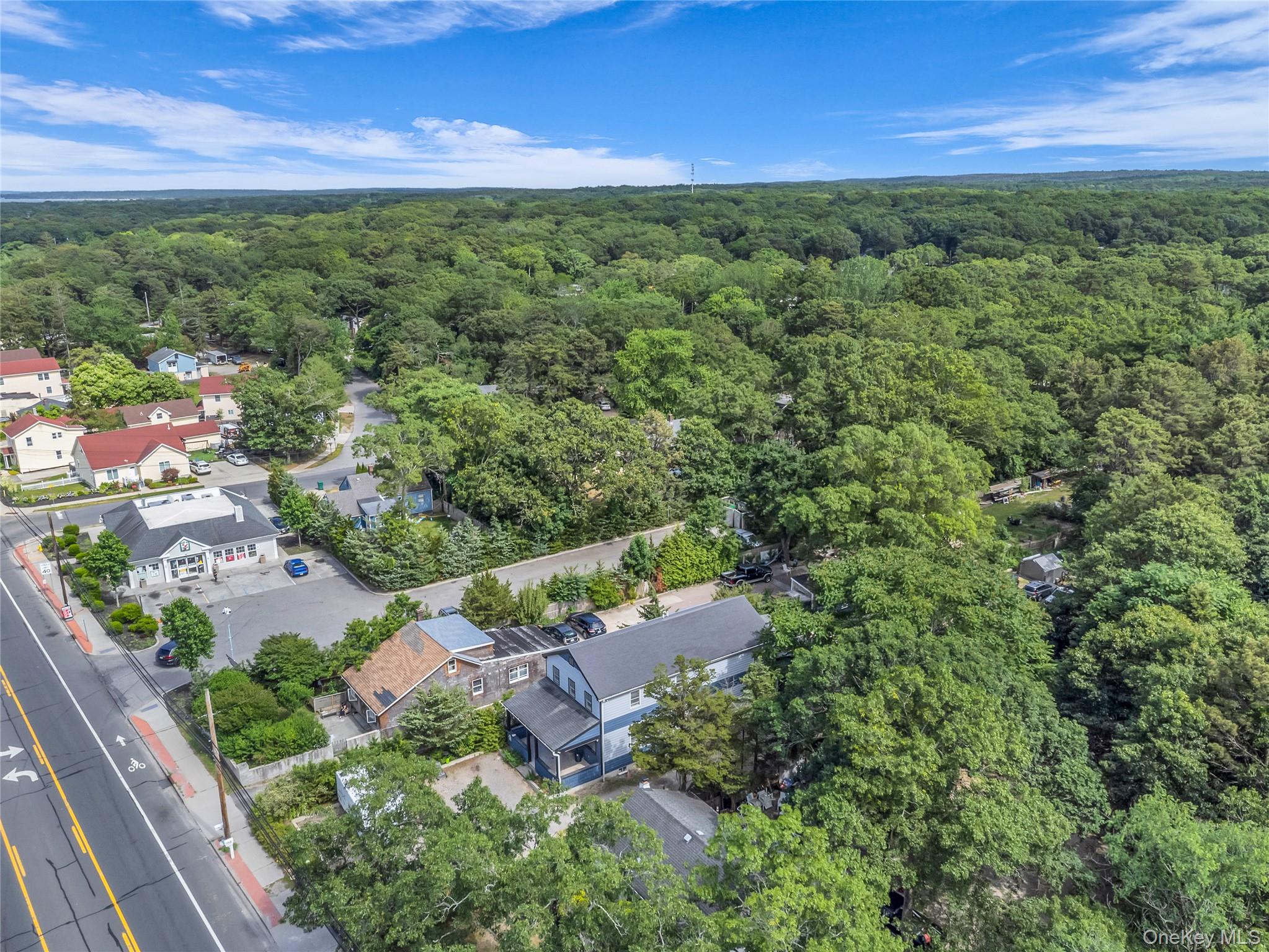 #2 photo, 715 Flanders Road, サフォーク郡 Flanders , NY 11901