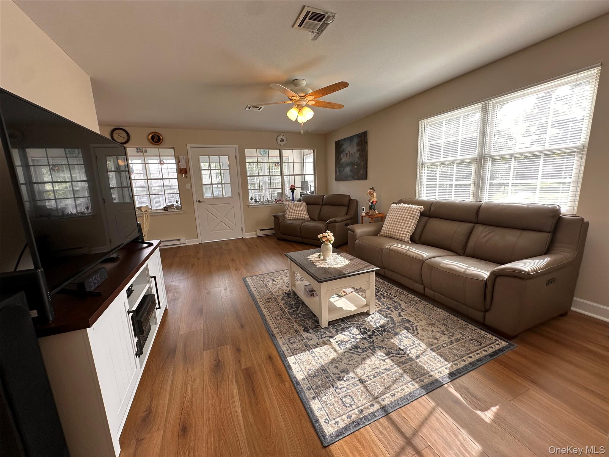 #6 photo, 276 Berwick Court, サフォーク郡 Ridge , NY 11961