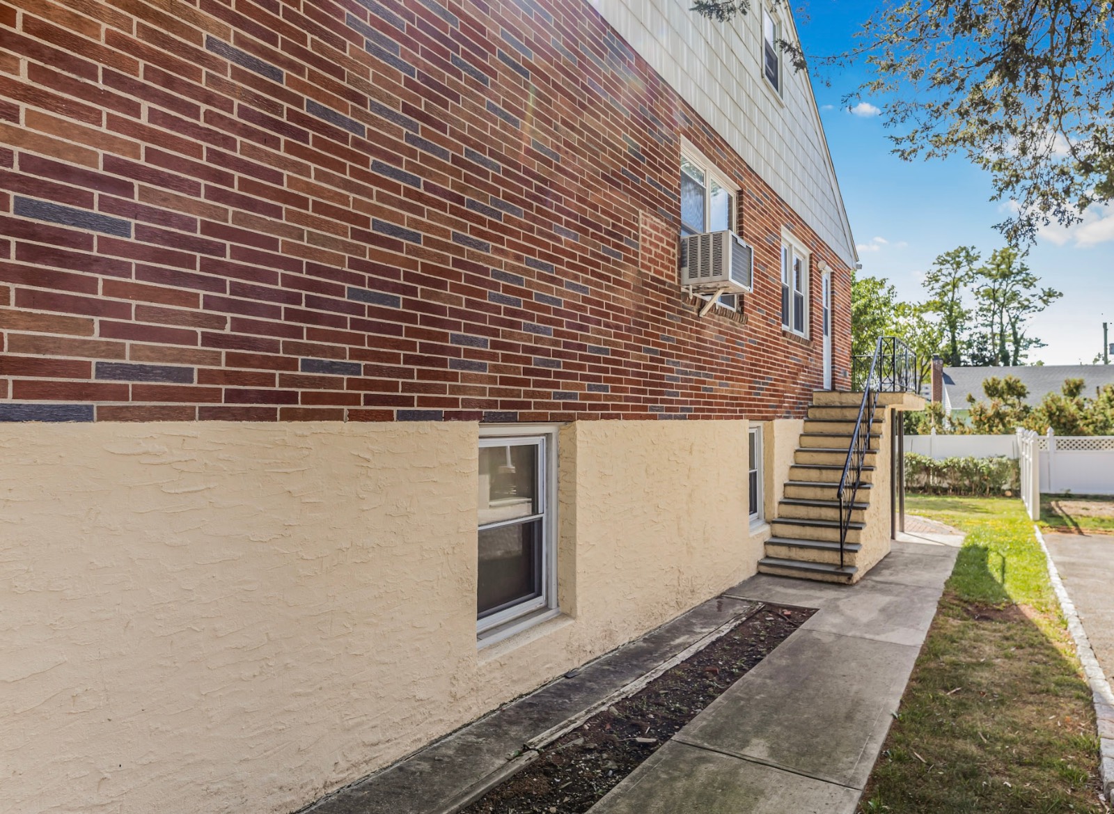 #37 photo, 16 June St, Yonkers , NY 10710