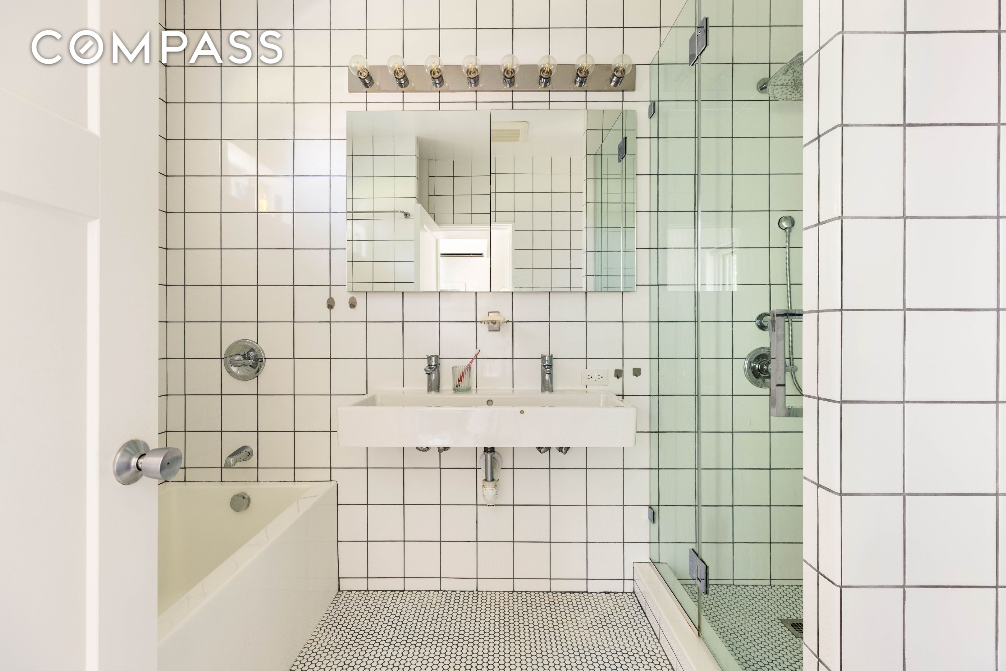 #11 photo, 761 Macon Street, Bedford-Stuyvesant , NY 11233