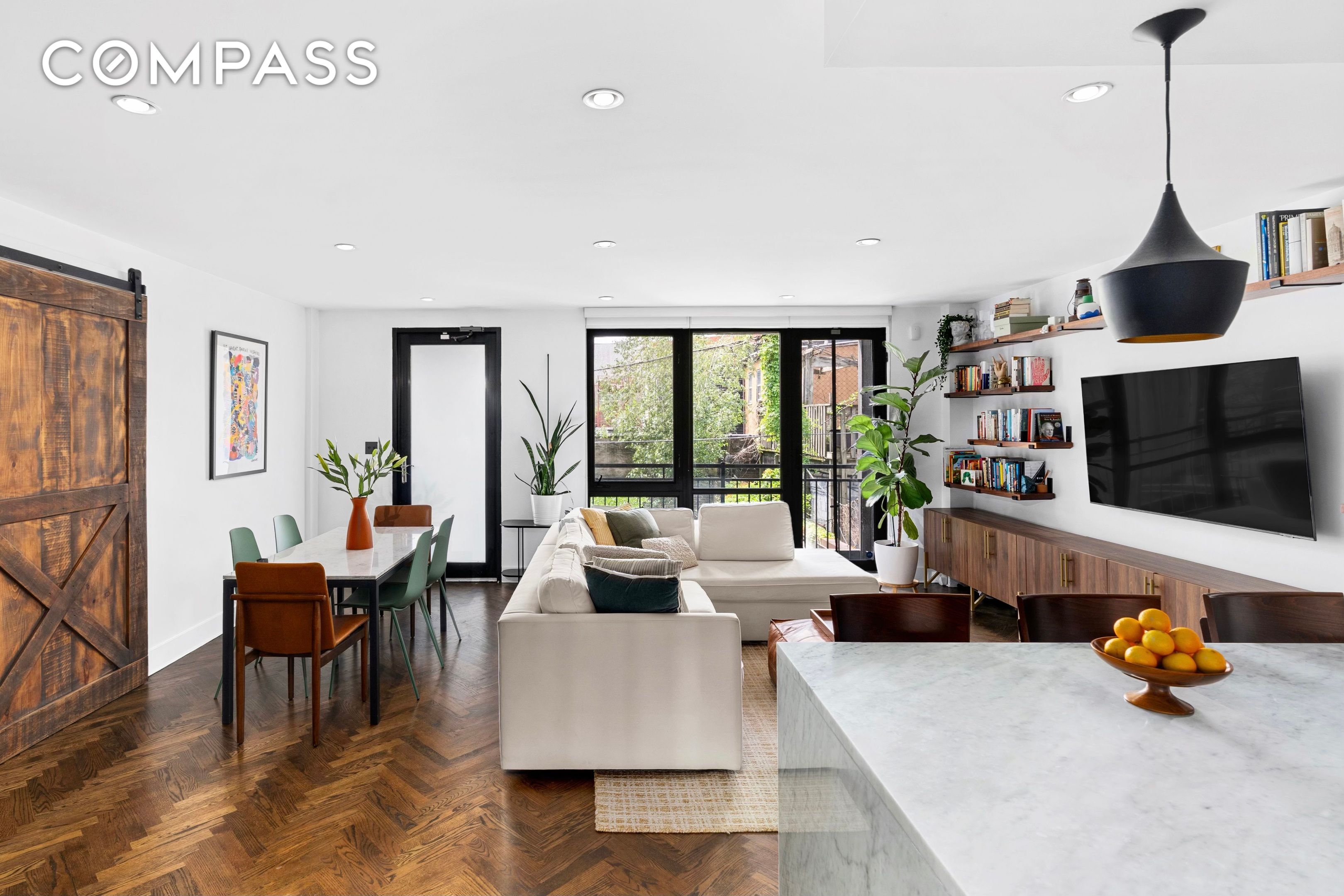 #1 photo, 245 Manhattan Avenue, Williamsburg , NY 11211