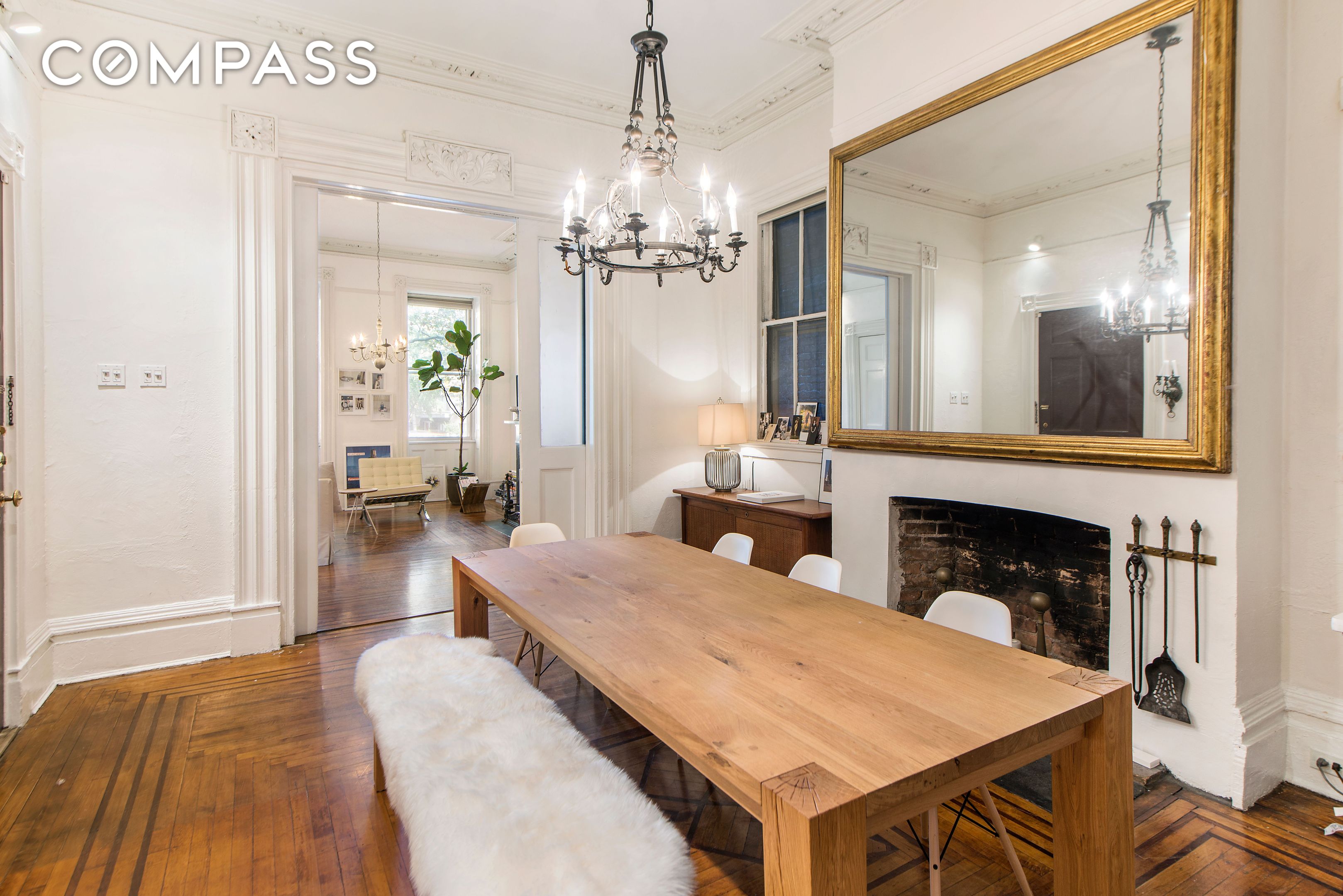 #3 photo, 200 6th Avenue, SoHo , NY 10013