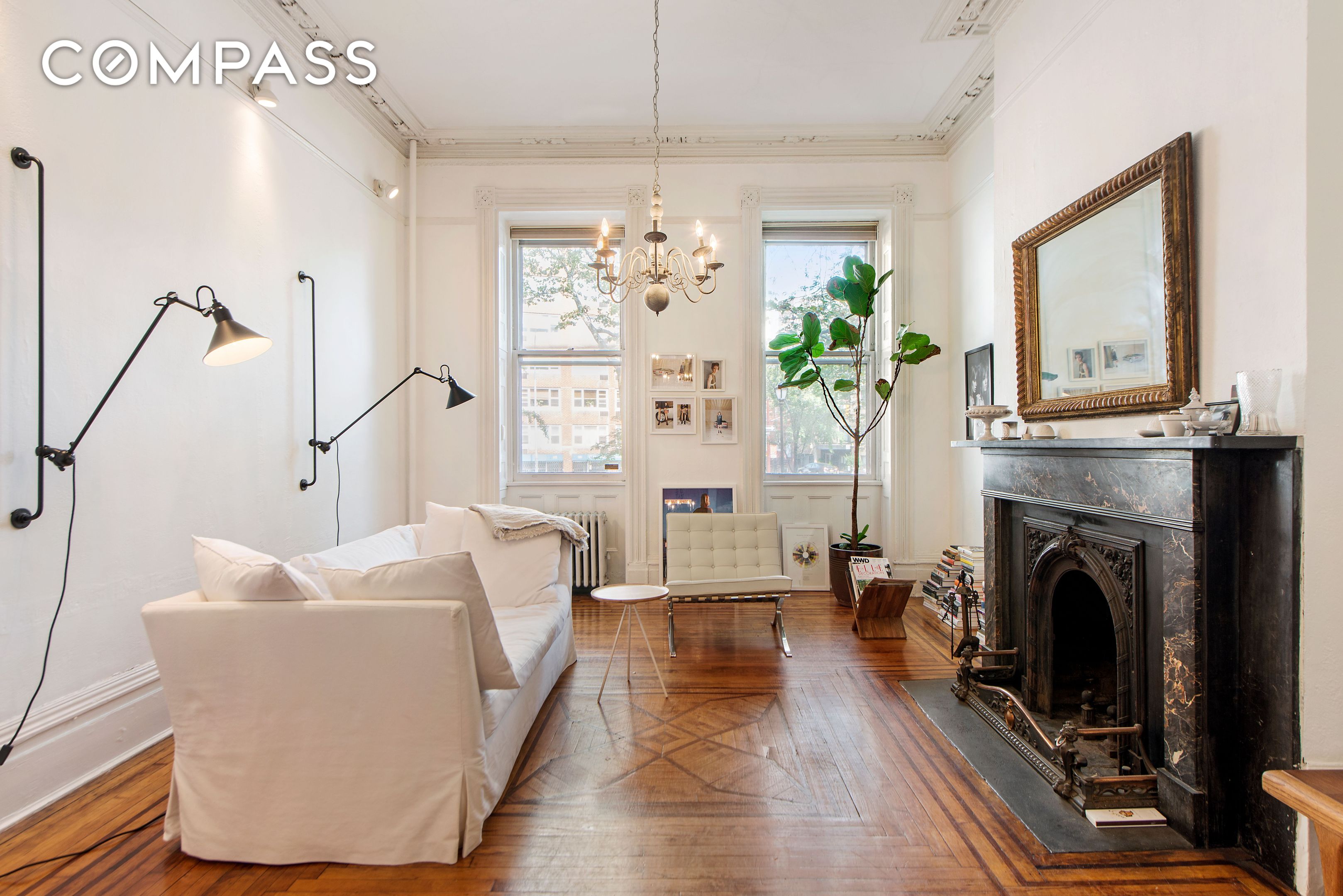 #4 photo, 200 6th Avenue, SoHo , NY 10013