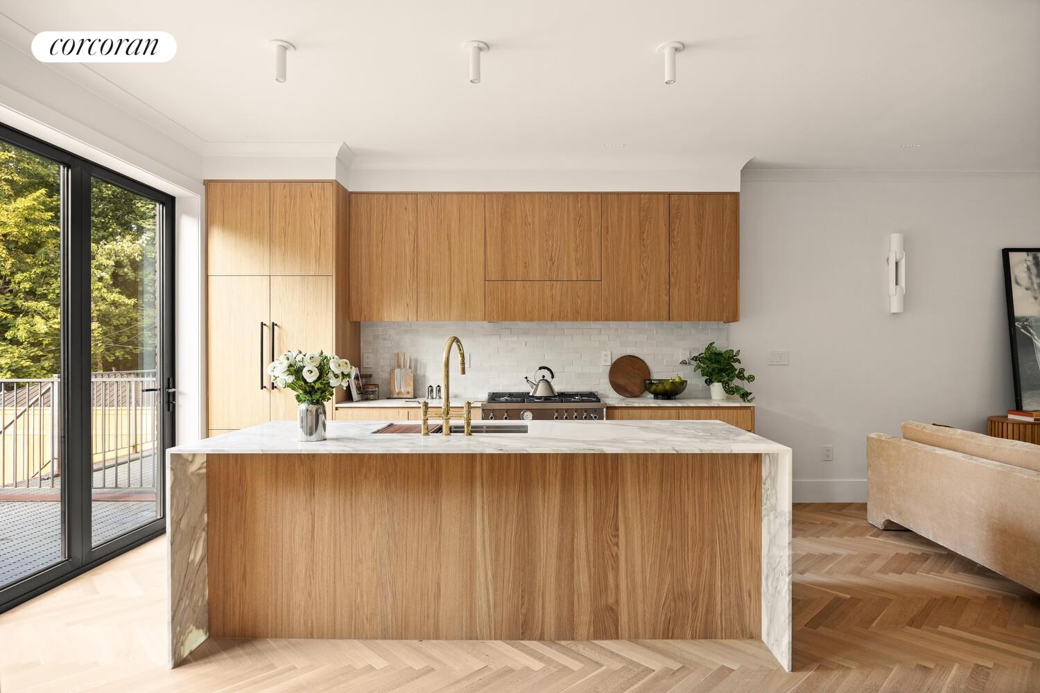 #6 photo, 95 MONROE Street, ブルックリン区 Bedford-Stuyvesant , NY 11216