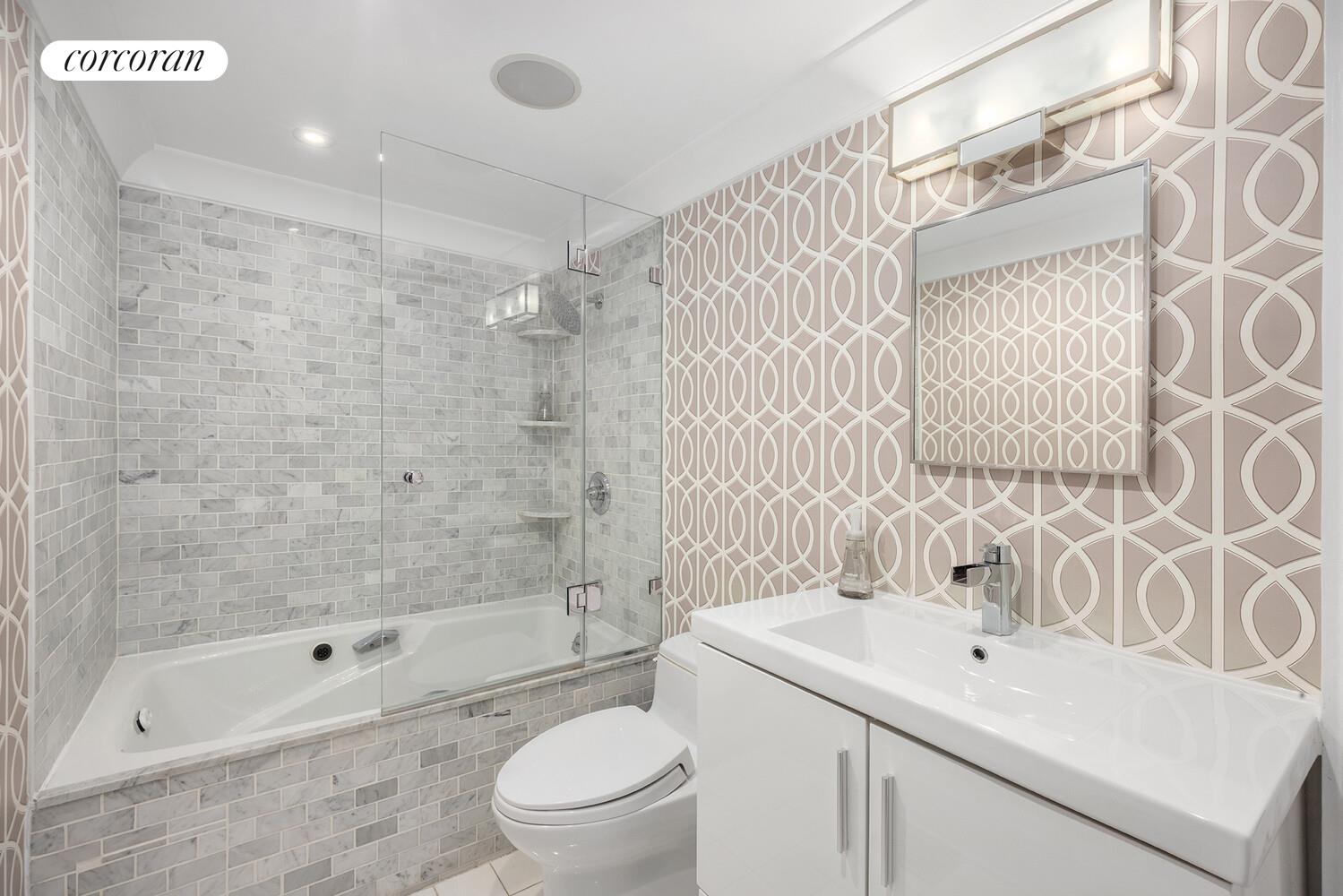 #13 photo, New York City, Tribeca , NY 10013