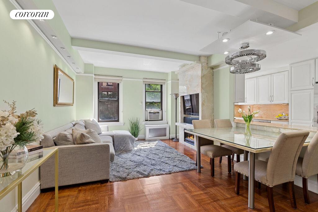 #1 photo, 235 W END Avenue, マンハッタン Lincoln Square , NY 10023