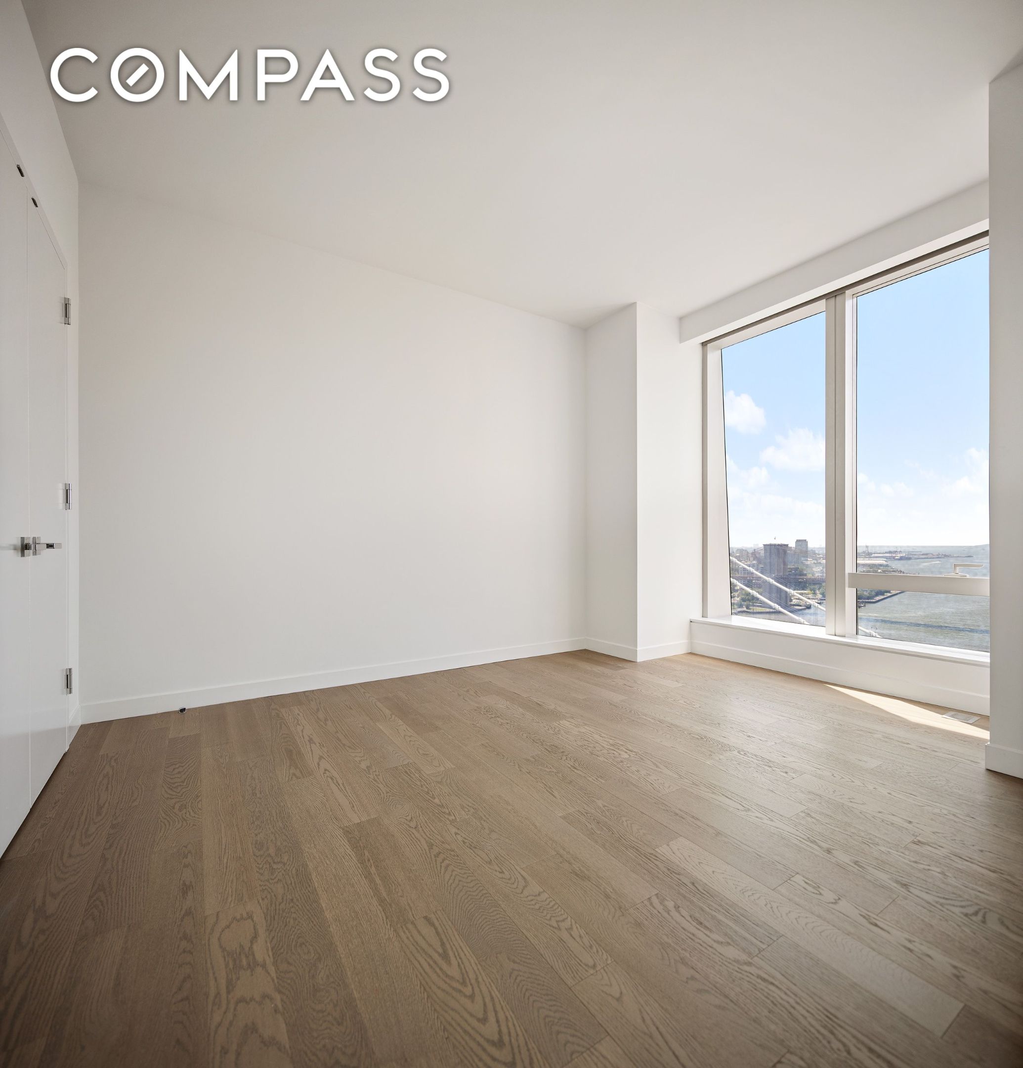 #8 photo, 252 South Street, Two Bridges , NY 10002