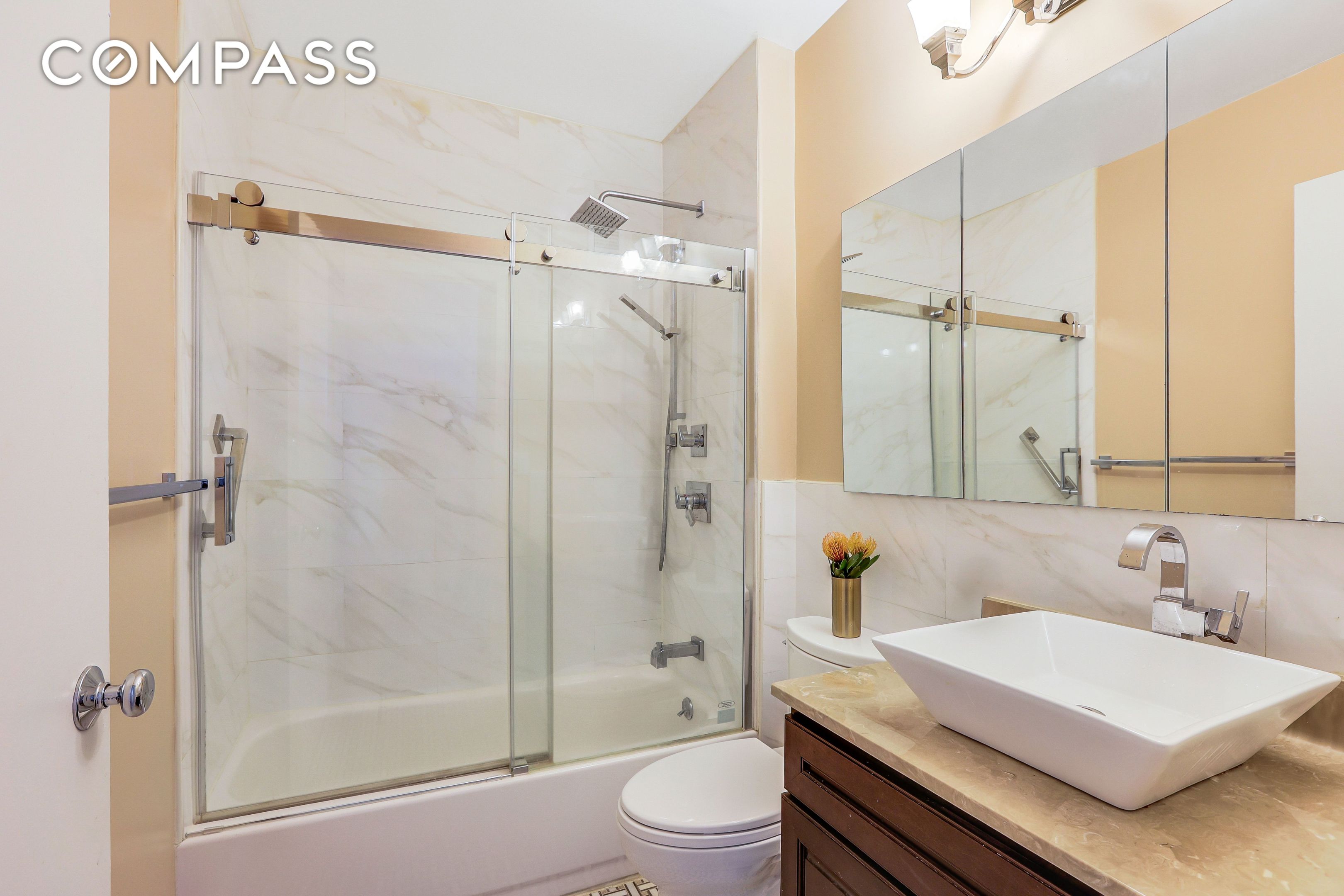 #11 photo, 403 E 62nd Street, マンハッタン Lenox Hill , NY 10065