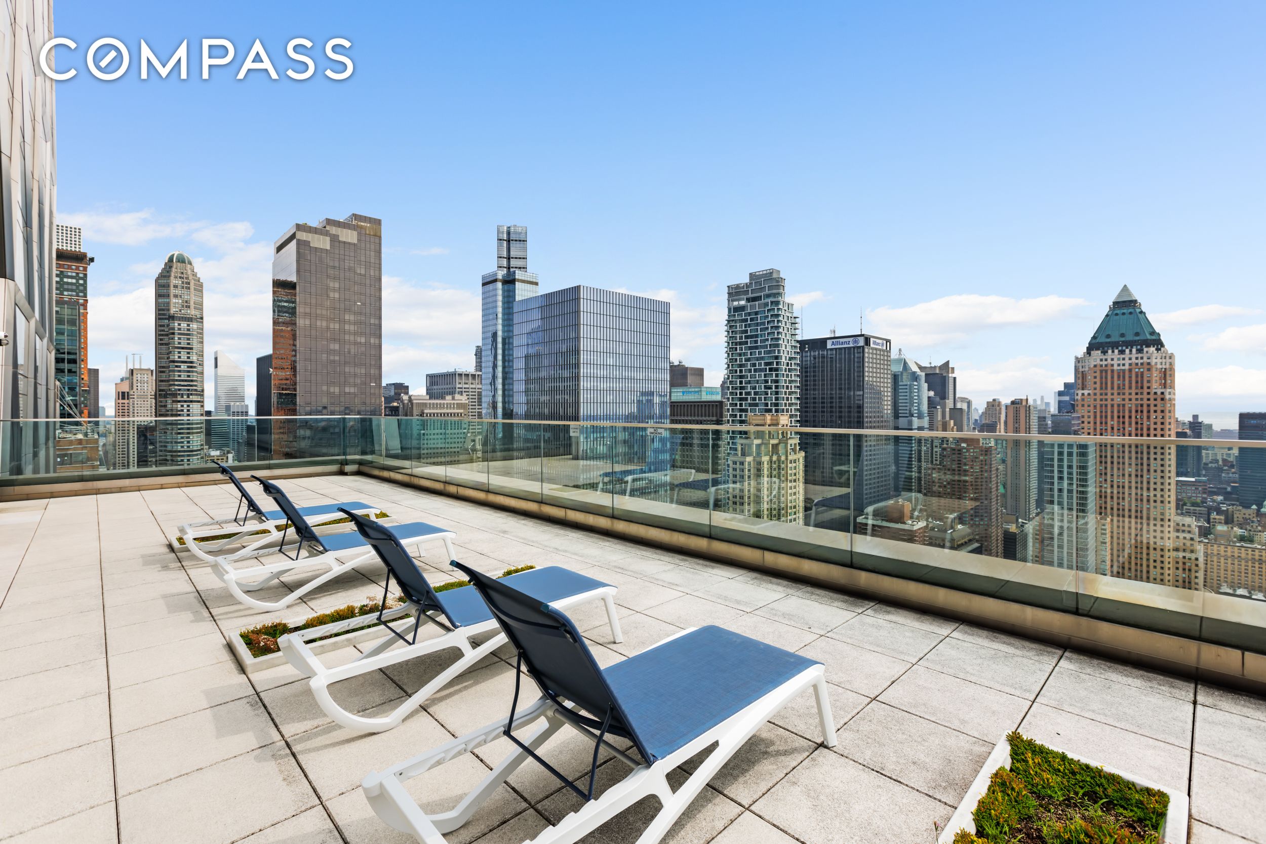 #14 photo, 322 W 57th Street, マンハッタン Hell's Kitchen , NY 10019