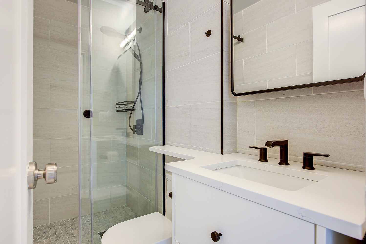 #13 photo, 69-10 108TH Street, Forest Hills , NY 11375