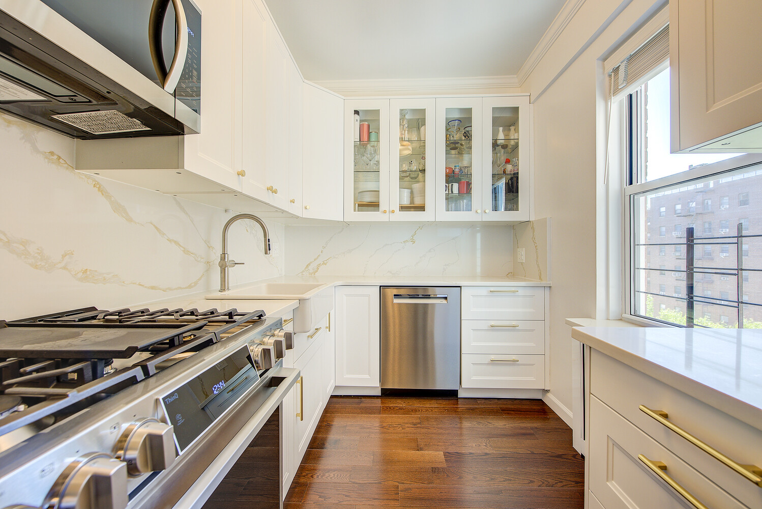 #4 photo, 69-10 108TH Street, Forest Hills , NY 11375