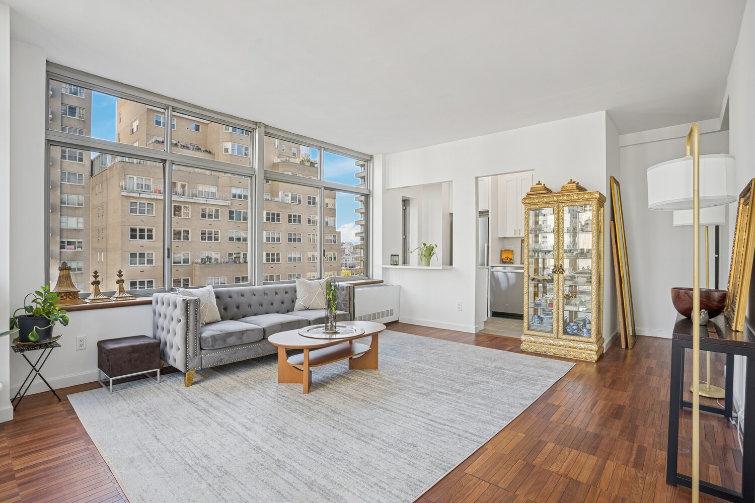 #4 photo, 188 E 64TH Street, Lenox Hill , NY 10065