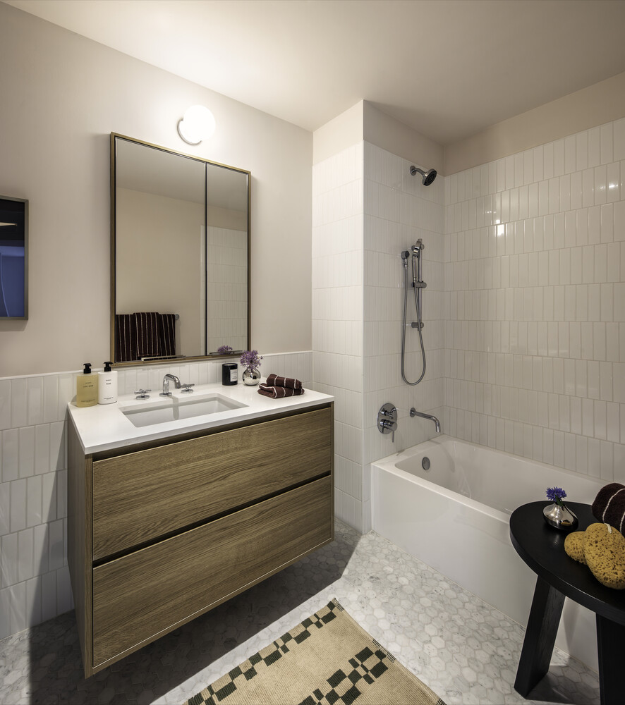 #10 photo, 335 8TH Avenue, マンハッタン Chelsea , NY 10001