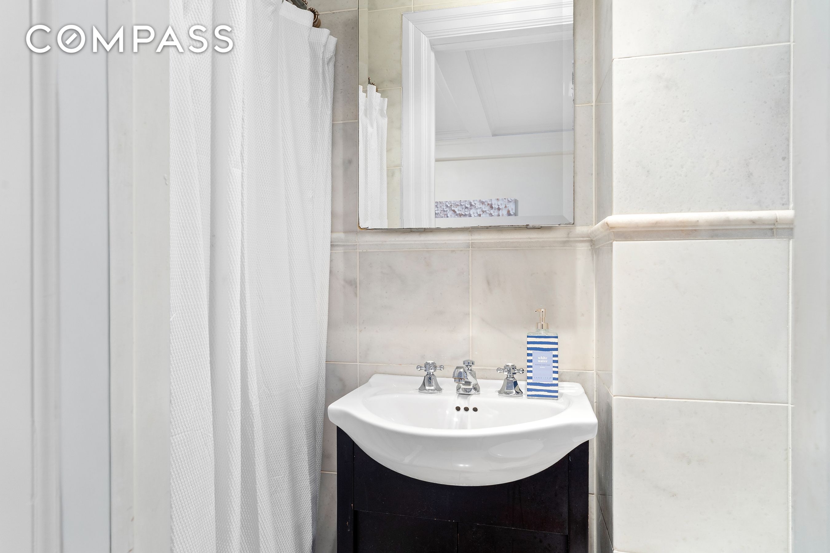 #9 photo, 1435 Lexington Avenue, マンハッタン Upper East Side , NY 10128