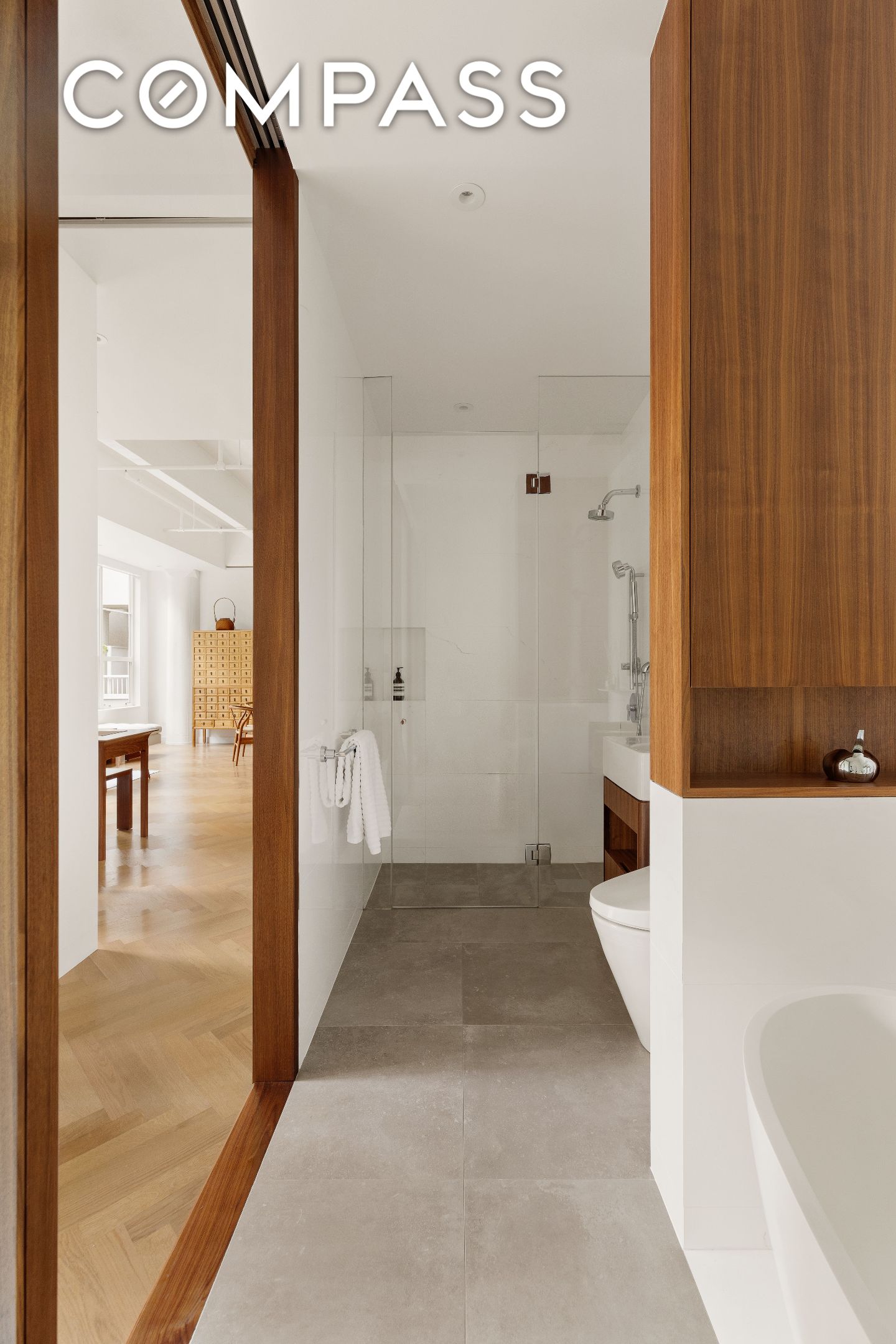 #13 photo, 184 Kent Avenue, Williamsburg , NY 11249