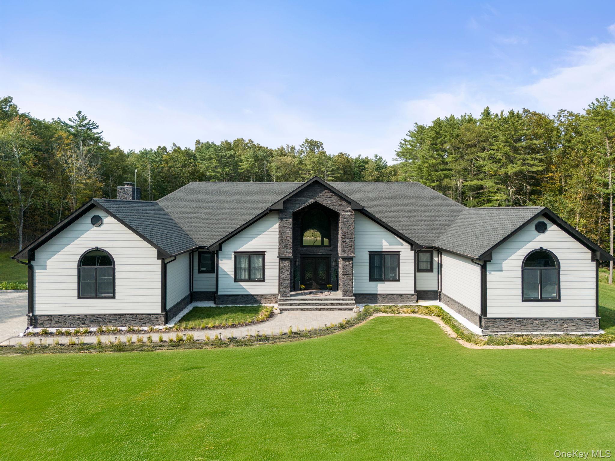 #1 photo, 174 Webber Road, Coxsackie , NY 12051