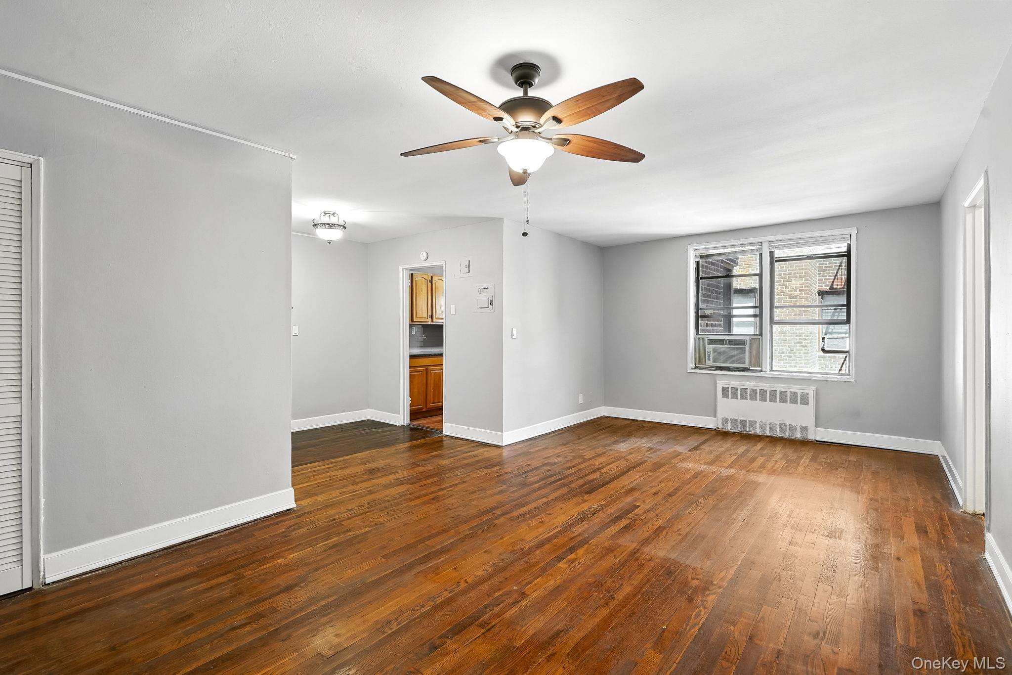 #12 photo, 650 Warburton Avenue, Yonkers , NY 10701