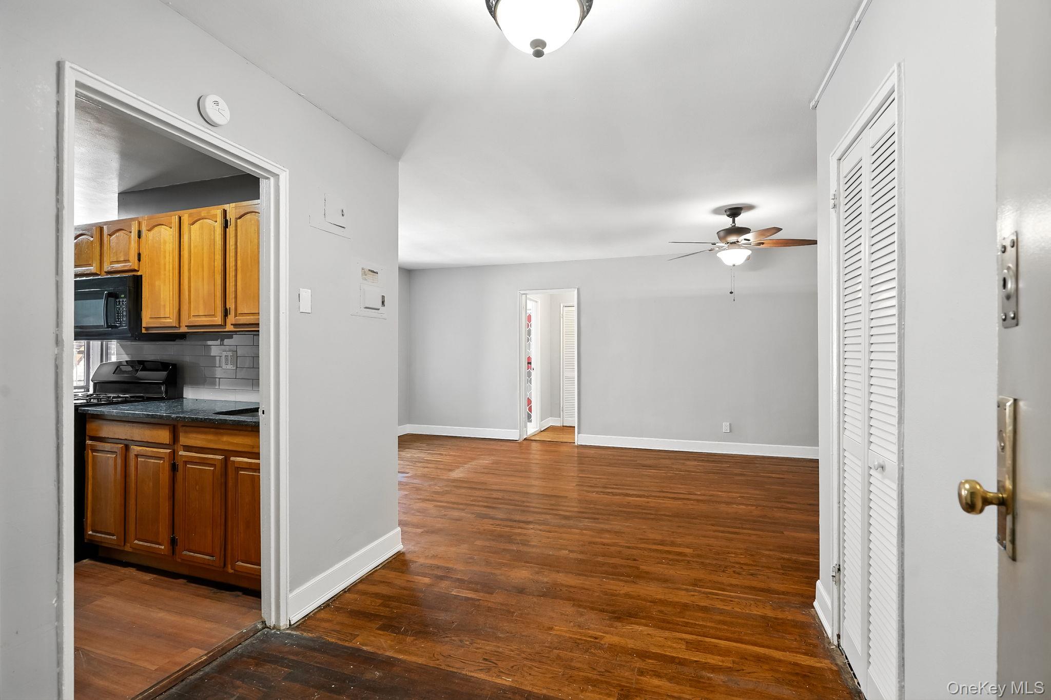 #13 photo, 650 Warburton Avenue, Yonkers , NY 10701