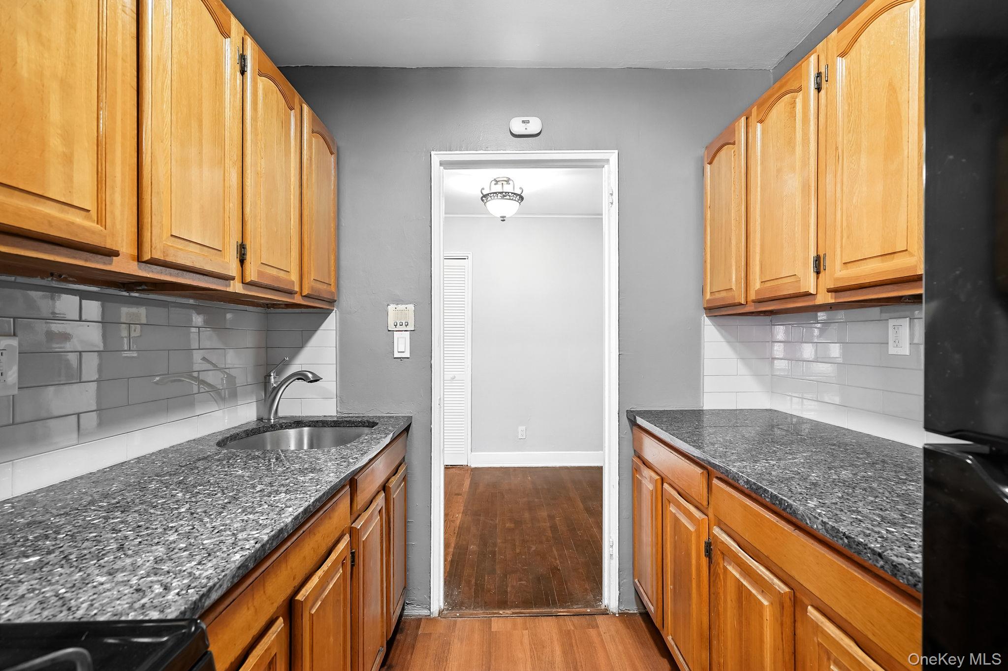 #14 photo, 650 Warburton Avenue, Yonkers , NY 10701