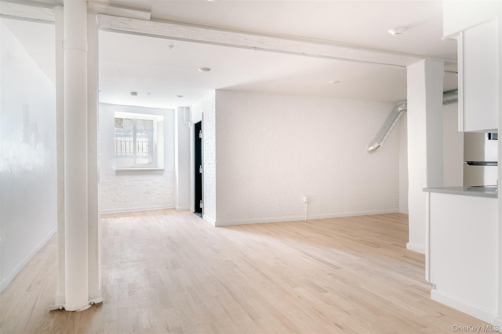 #7 photo, 155 River Street, Troy , NY 12180