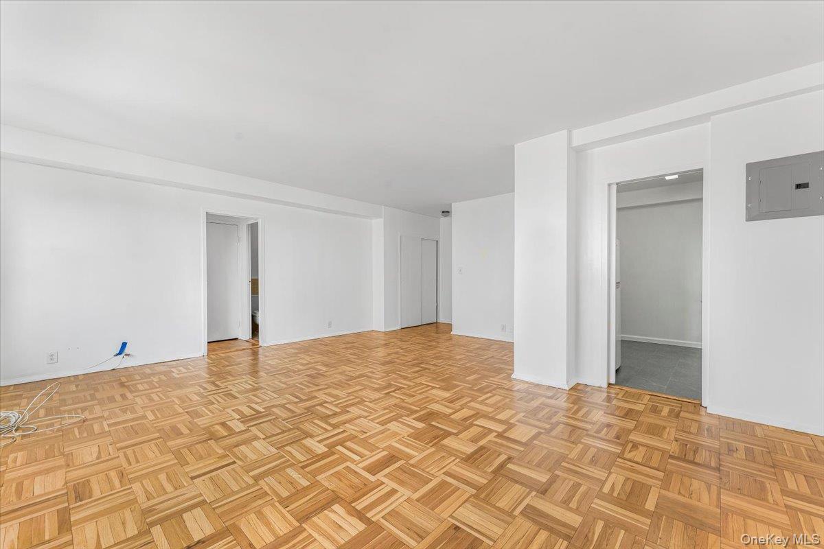 #4 photo, 9 Fordham Hill Oval, Bronx , NY 10468