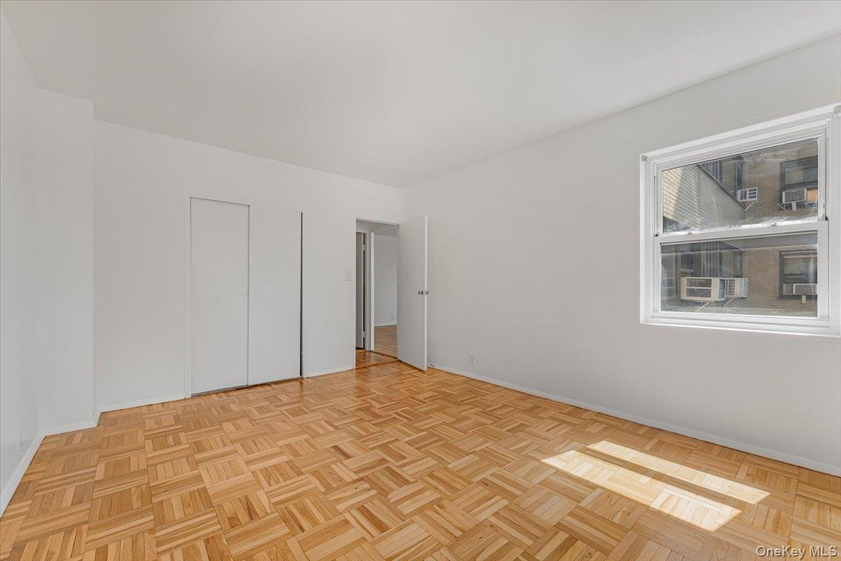 #6 photo, 9 Fordham Hill Oval, Bronx , NY 10468