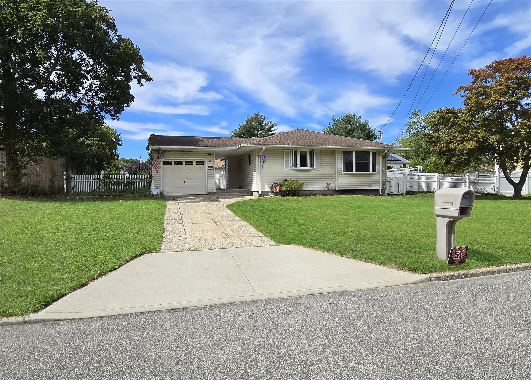 #1 photo, 12 Choate Avenue, Selden , NY 11784