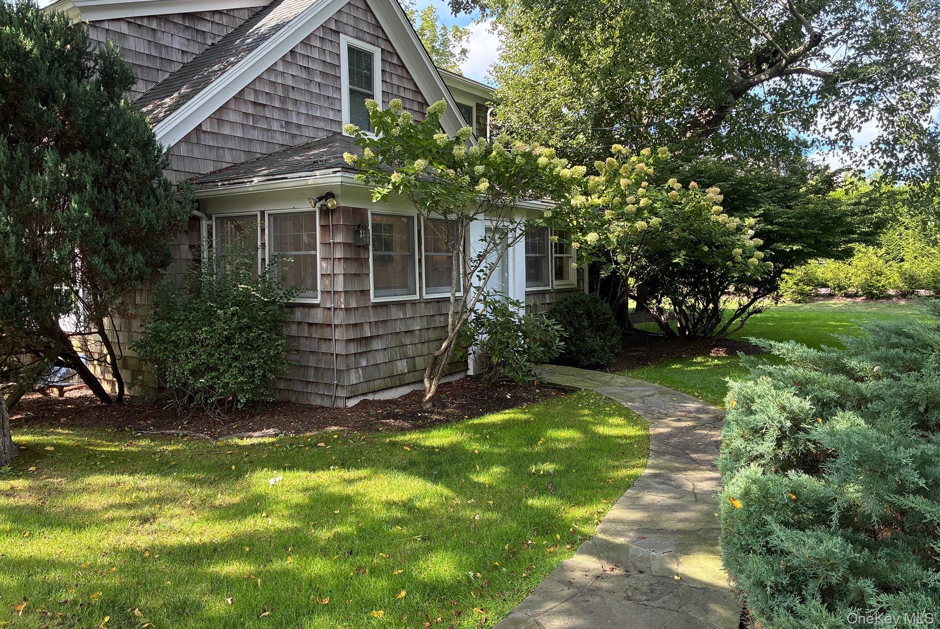 #1 photo, Southampton, Southampton , NY 11968