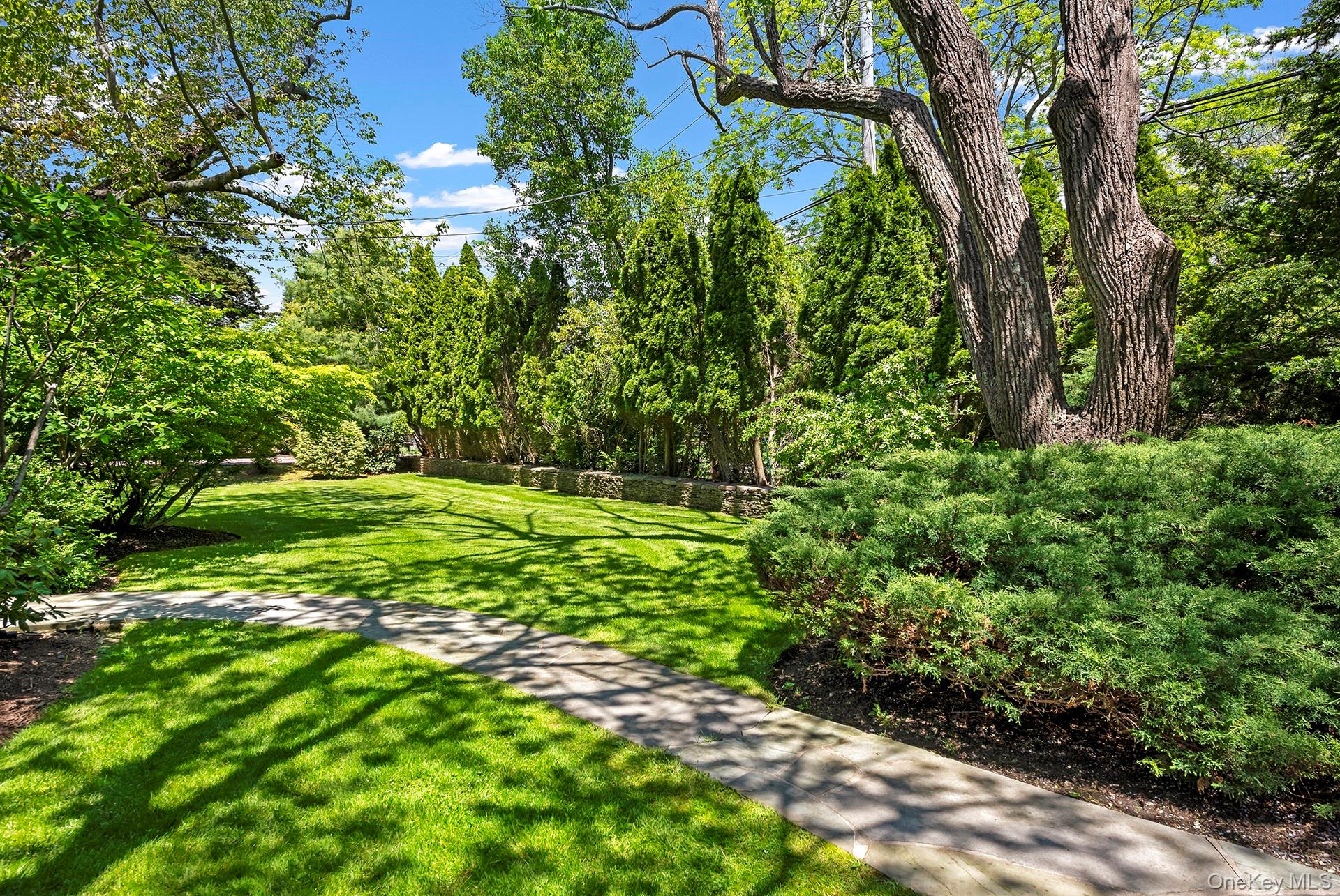 #2 photo, Southampton, Southampton , NY 11968