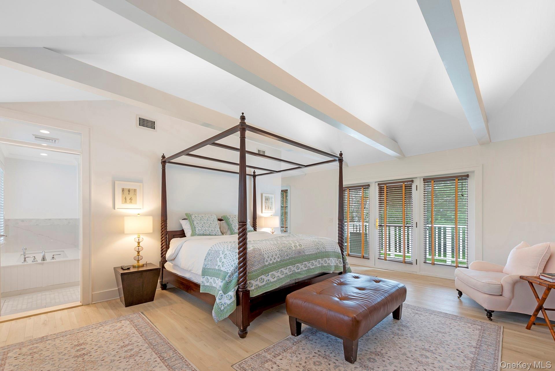 #20 photo, Southampton, Southampton , NY 11968