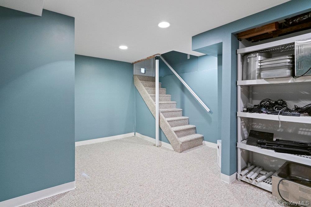 #13 photo, 3 Maison Drive, Holbrook , NY 11741