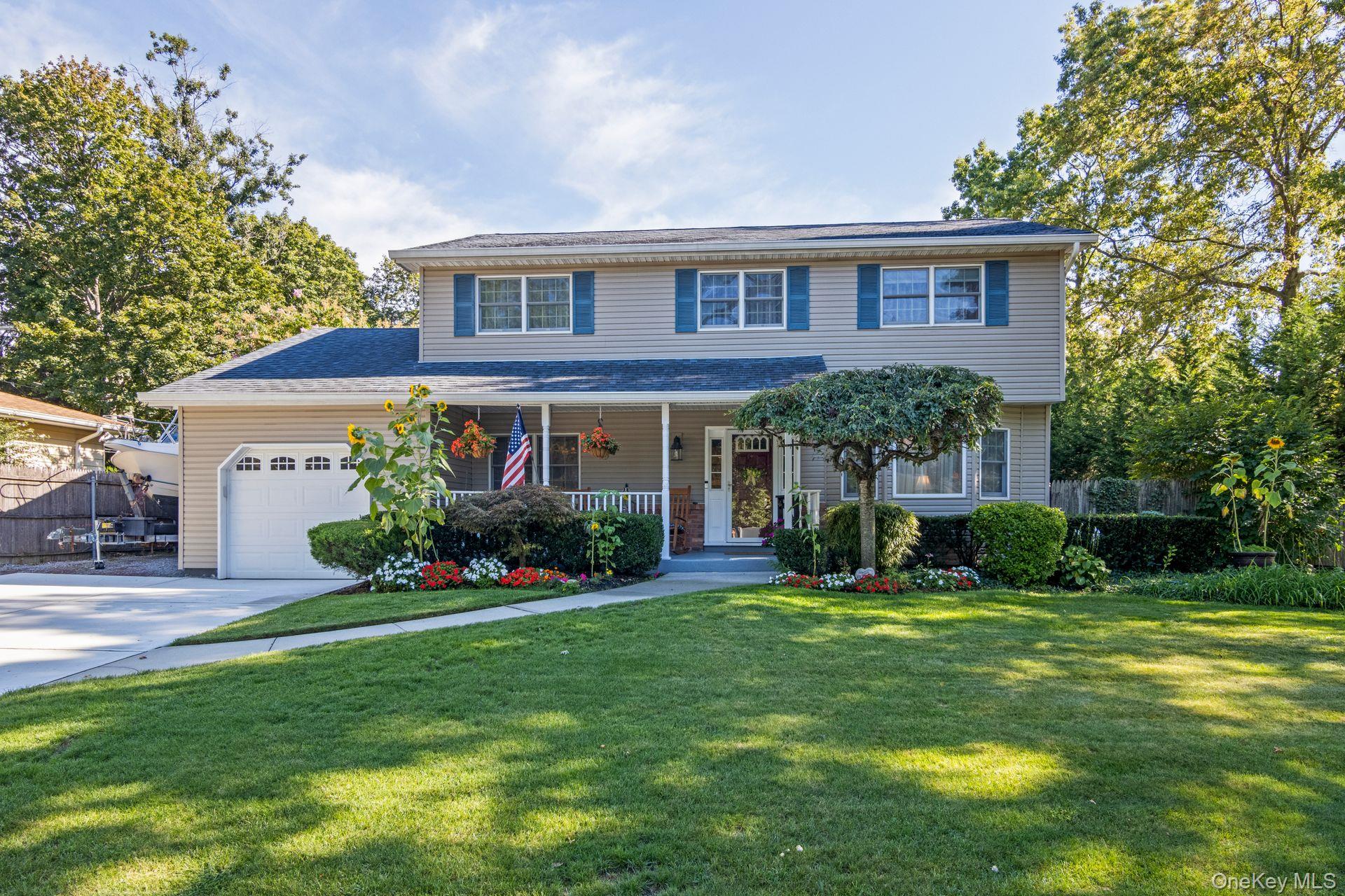 #1 photo, 703 10th Avenue, सफ़ोक काउंटी East Northport , NY 11731