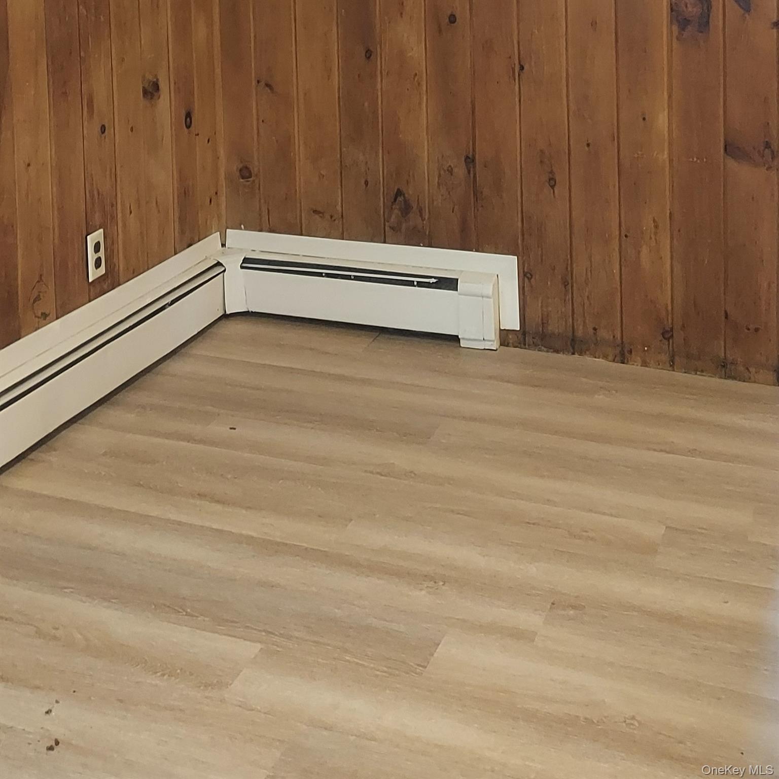 #6 photo, 40 Pinewood Drive, Shirley , NY 11967