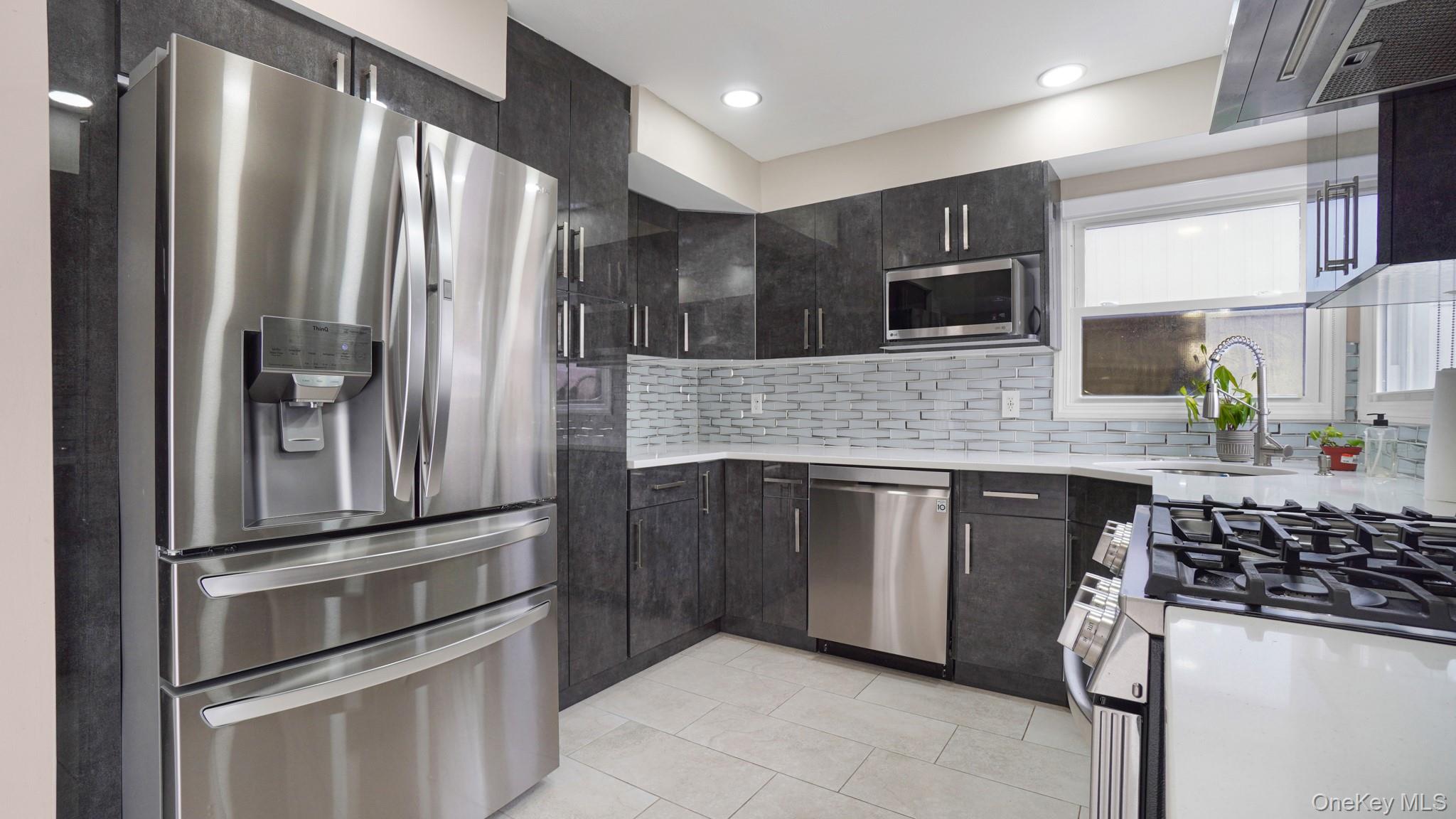 #11 photo, 973 Sheldon Avenue, Staten Island , NY 10309