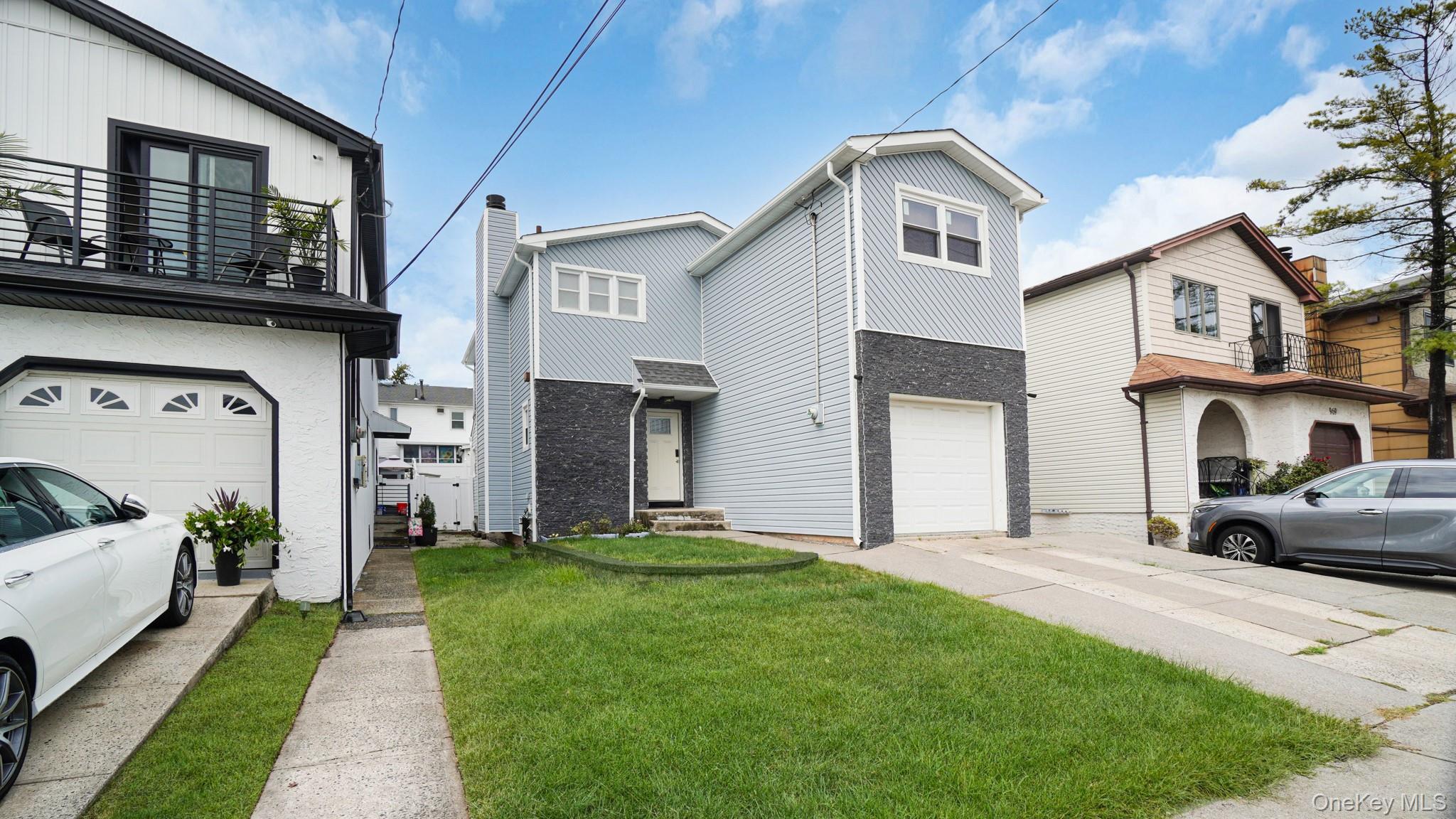 #2 photo, 973 Sheldon Avenue, Staten Island , NY 10309