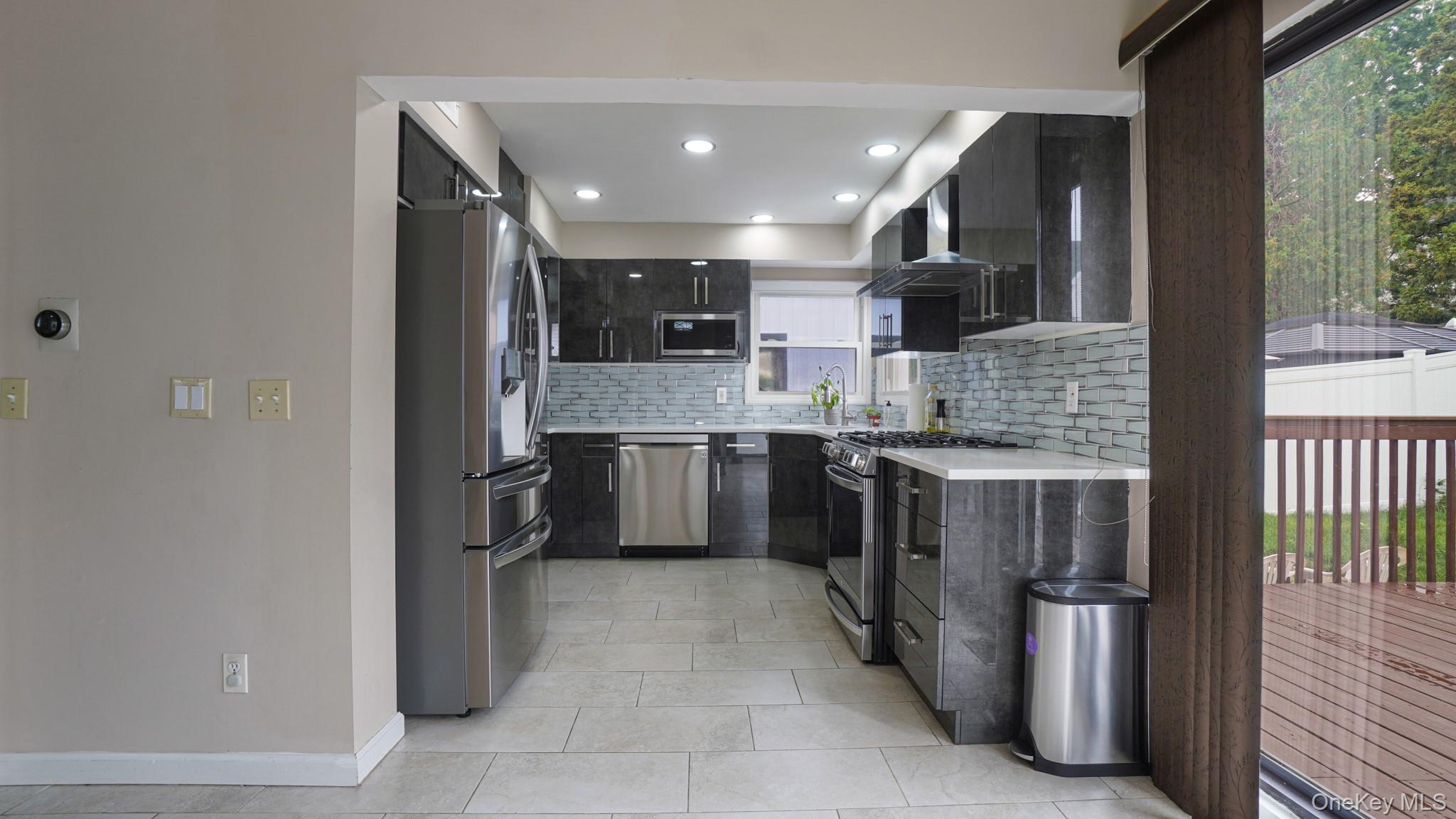 #9 photo, 973 Sheldon Avenue, Staten Island , NY 10309