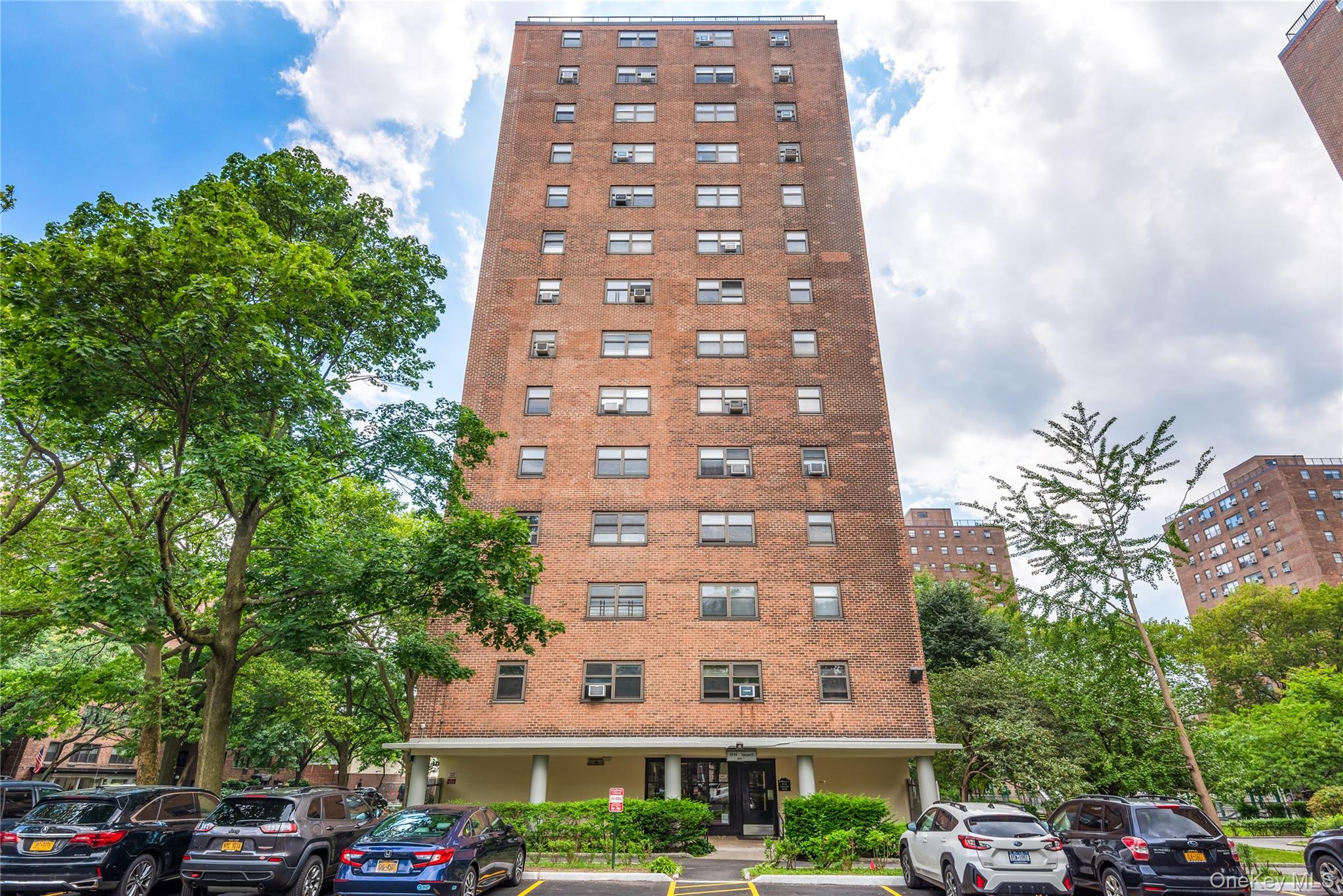 #1 photo, 33-34 Crescent Street, 皇后区 阿士多利亚 Astoria , NY 11106