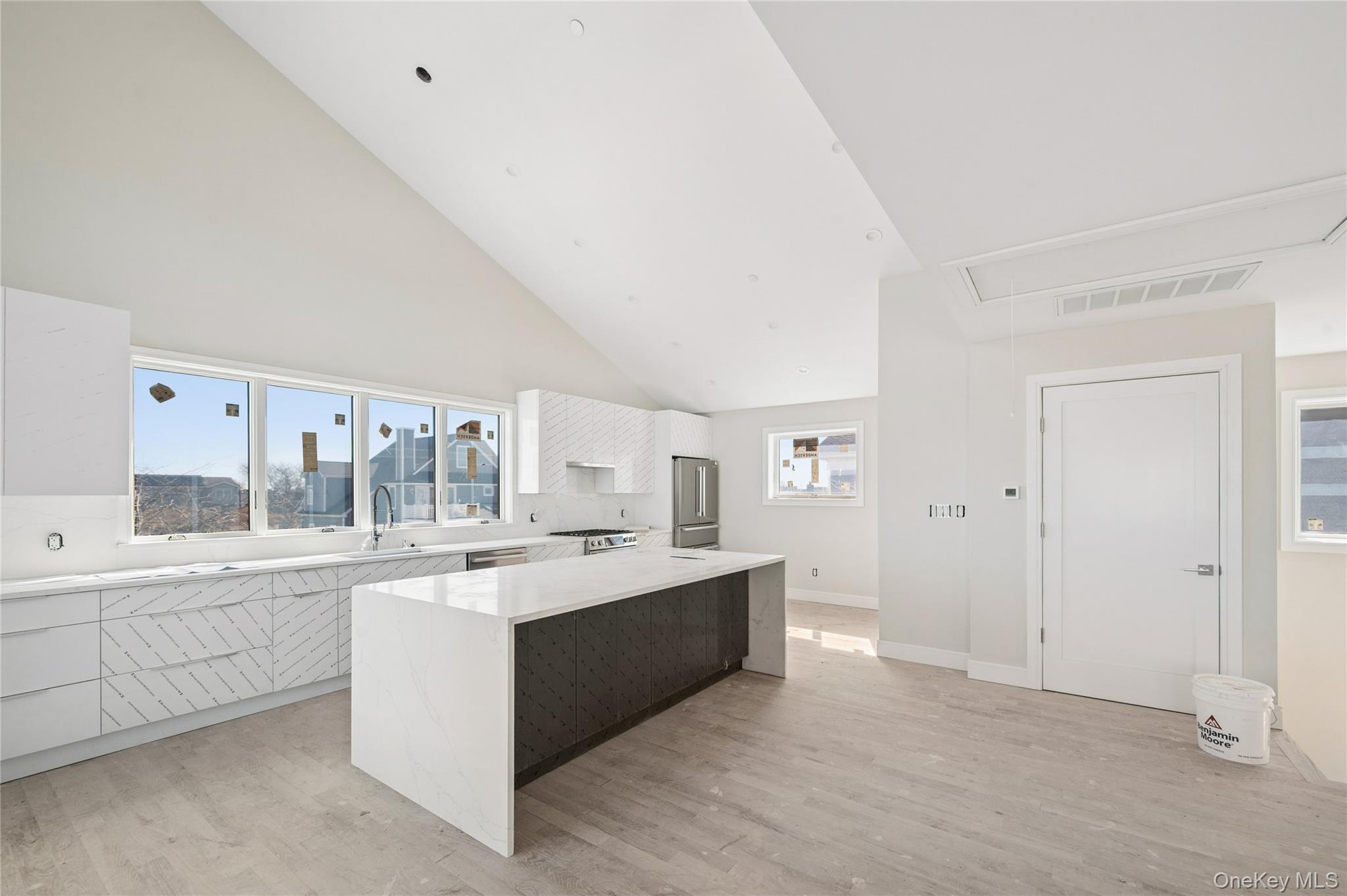 #8 photo, 27 Kerrigan Street, नासाउ काउंटी Long Beach , NY 11561