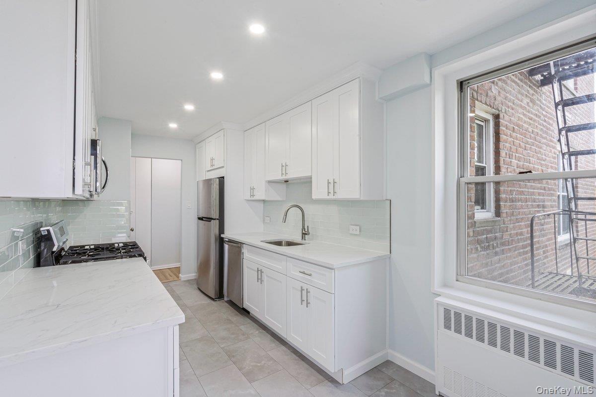 #13 photo, 23-20 Bell Boulevard, クイーンズ区 Bayside , NY 11360