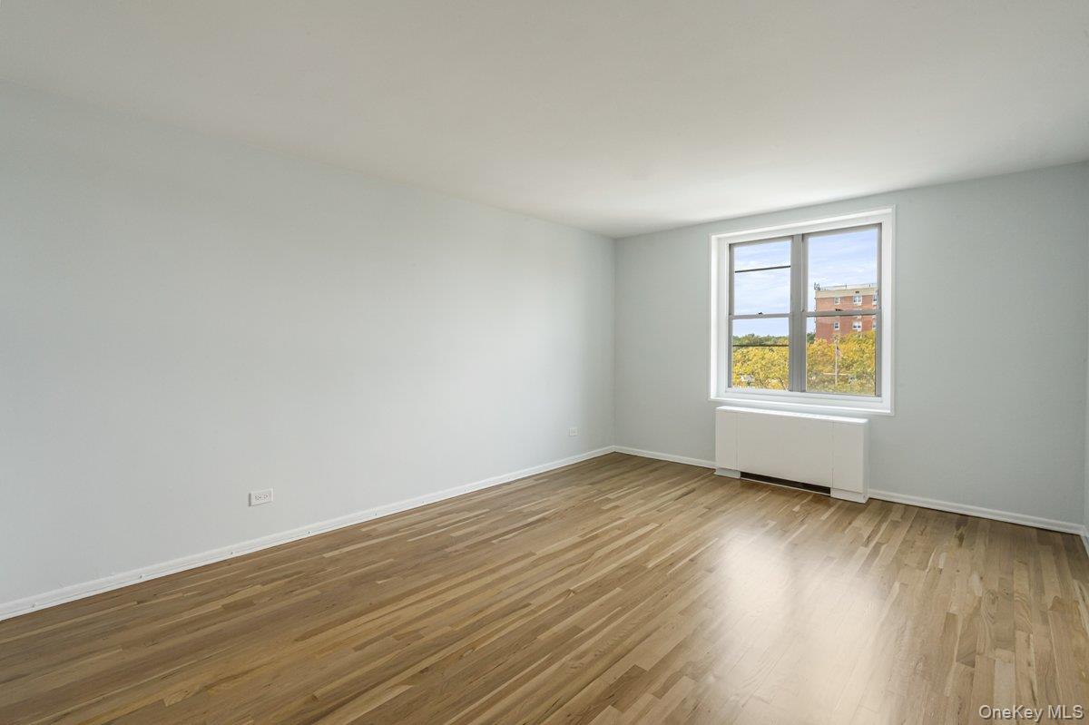 #19 photo, 23-20 Bell Boulevard, クイーンズ区 Bayside , NY 11360