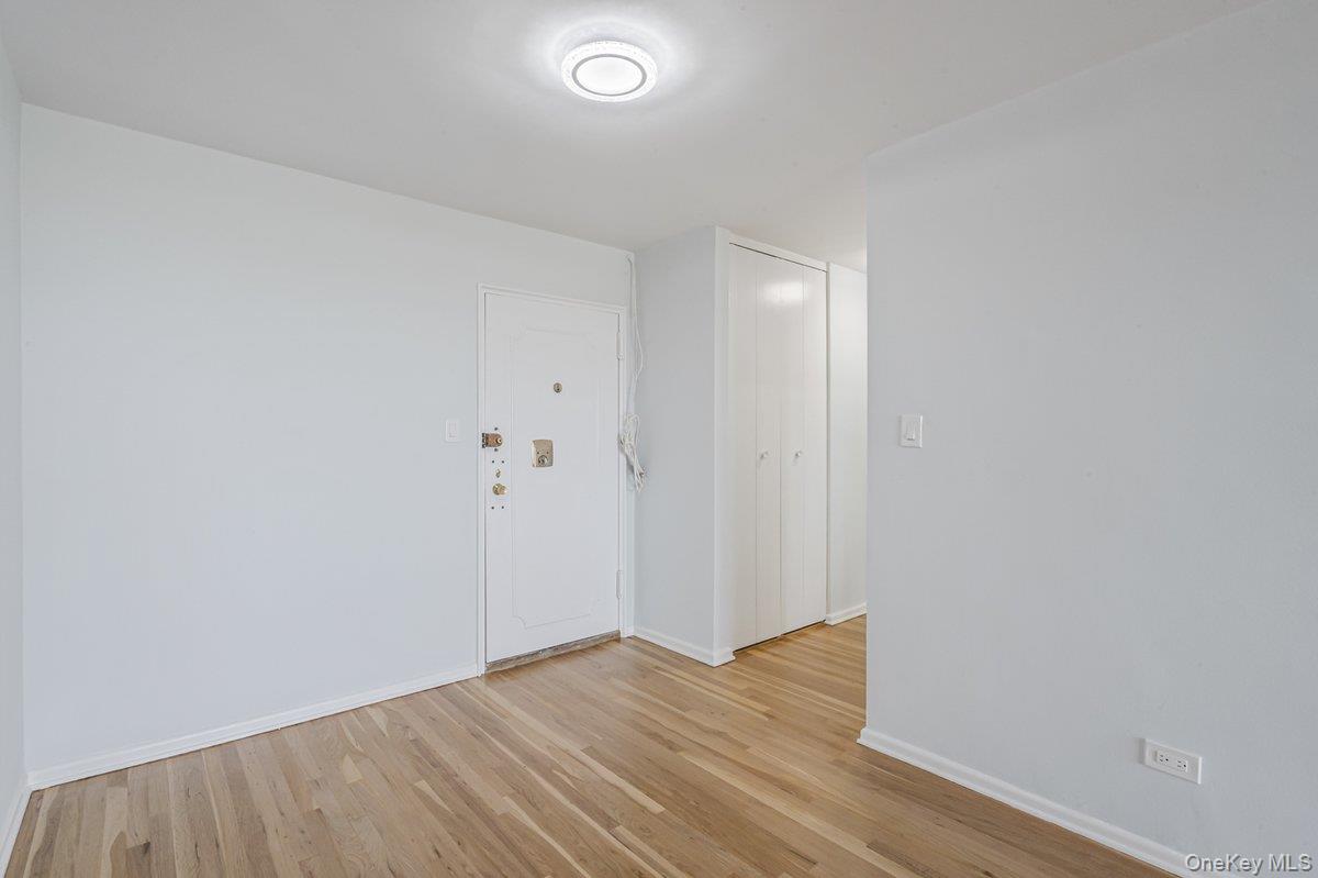 #8 photo, 23-20 Bell Boulevard, クイーンズ区 Bayside , NY 11360