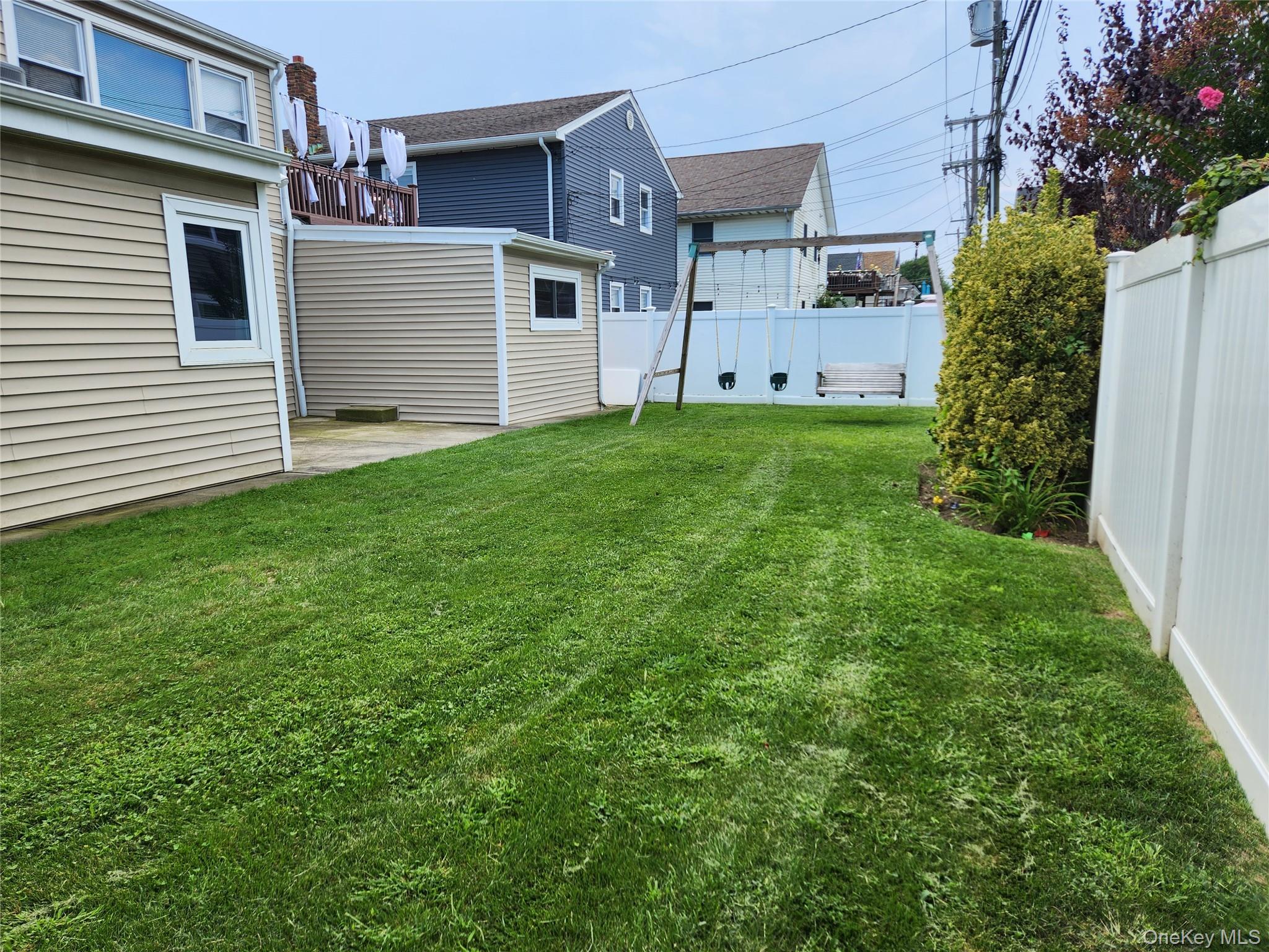 #16 photo, 827 E Park Avenue, Long Beach , NY 11561