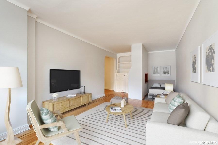 #10 photo, 110-55 72nd Road, クイーンズ区 Forest Hills , NY 11375