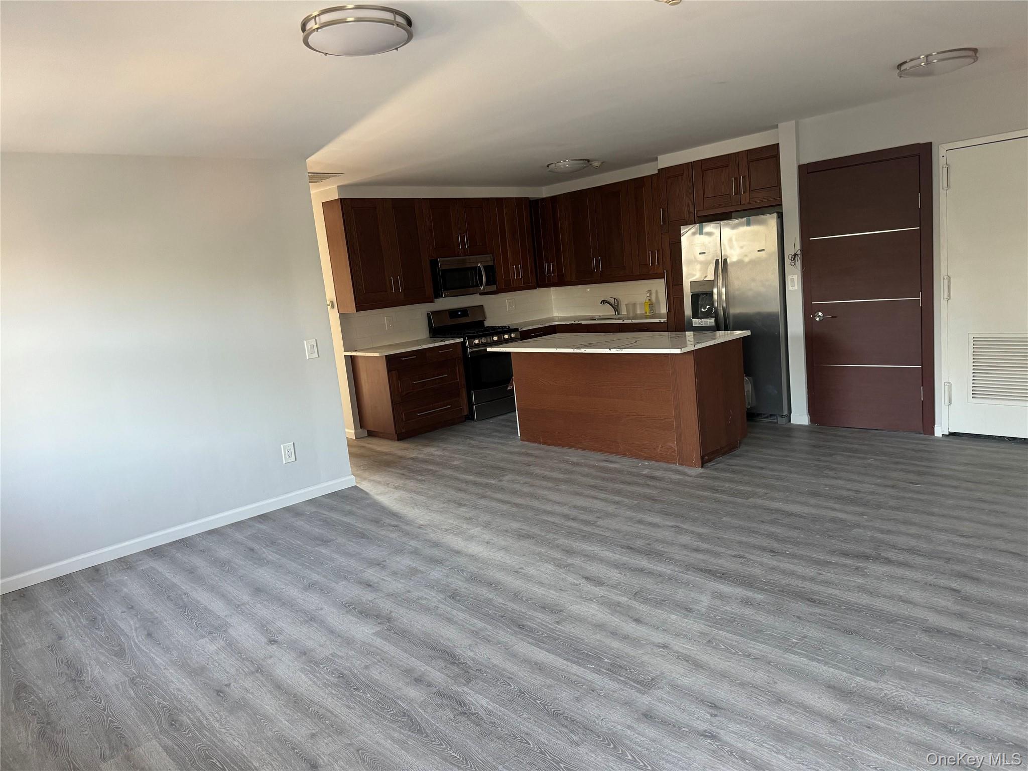 #15 photo, 8866 Myrtle Avenue, Glendale , NY 11385