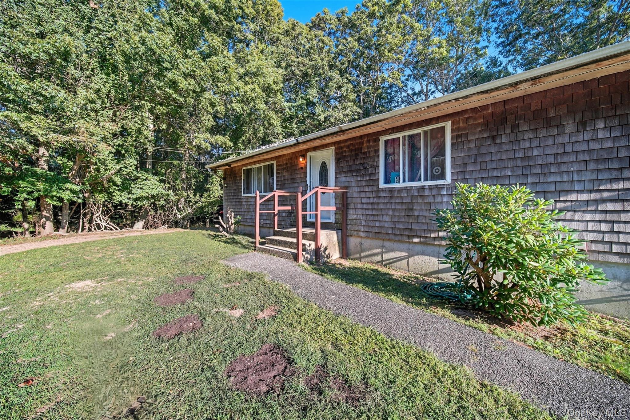 #14 photo, 30 Fords Lane, サフォーク郡 Southampton , NY 11968